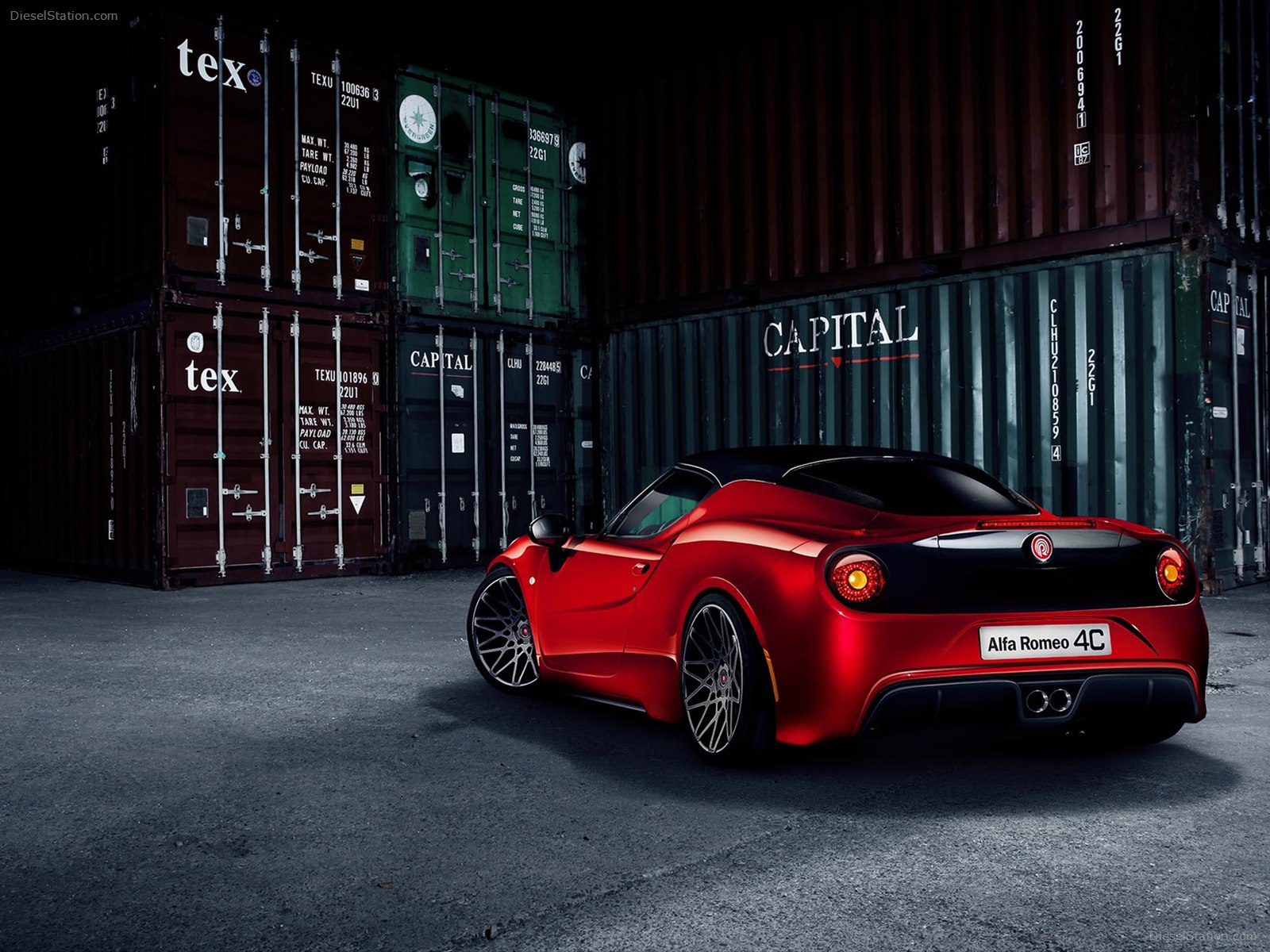 Pogea Racing Alfa Romeo 4C 2013