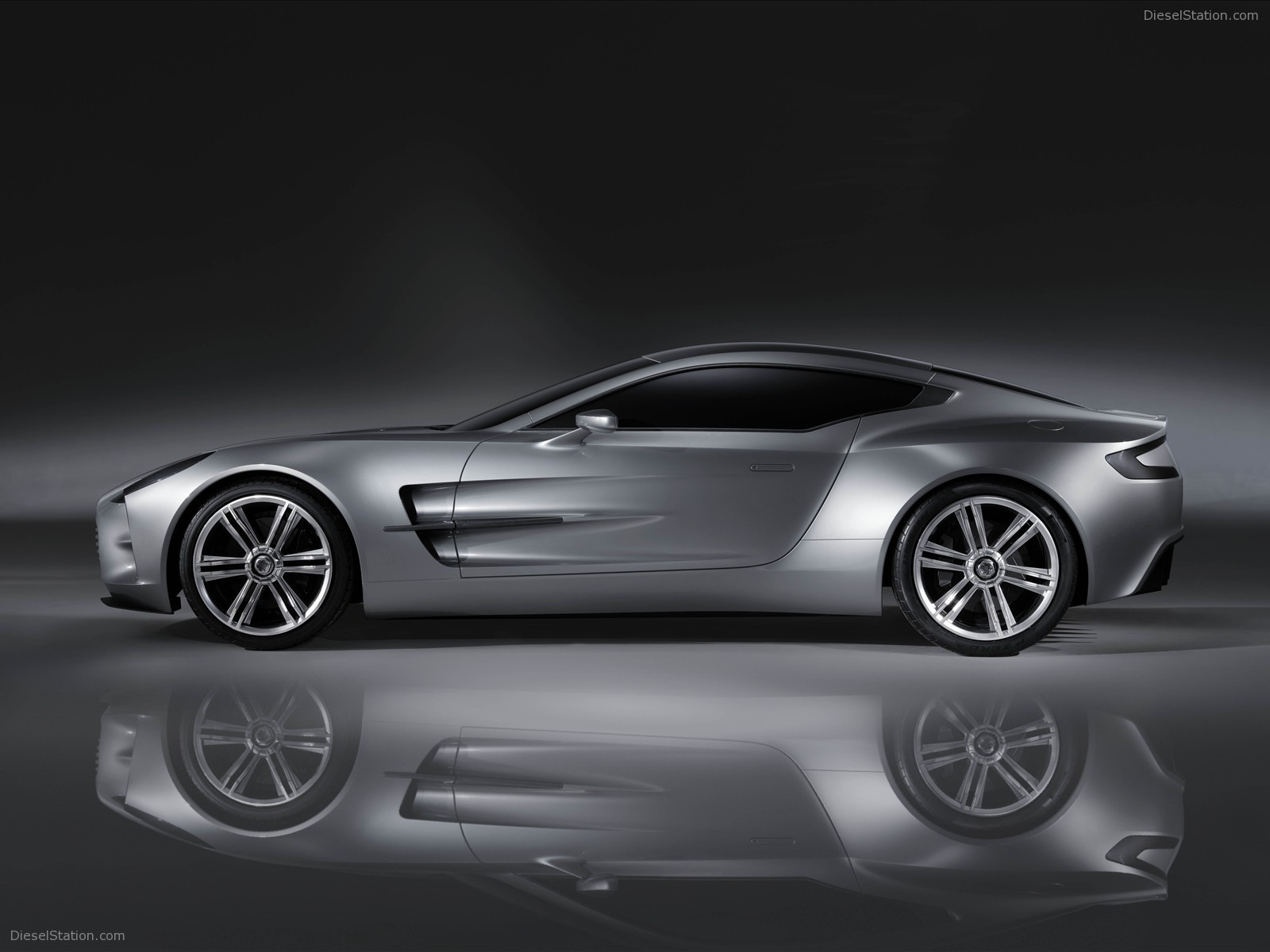 2010 Aston Martin One 77