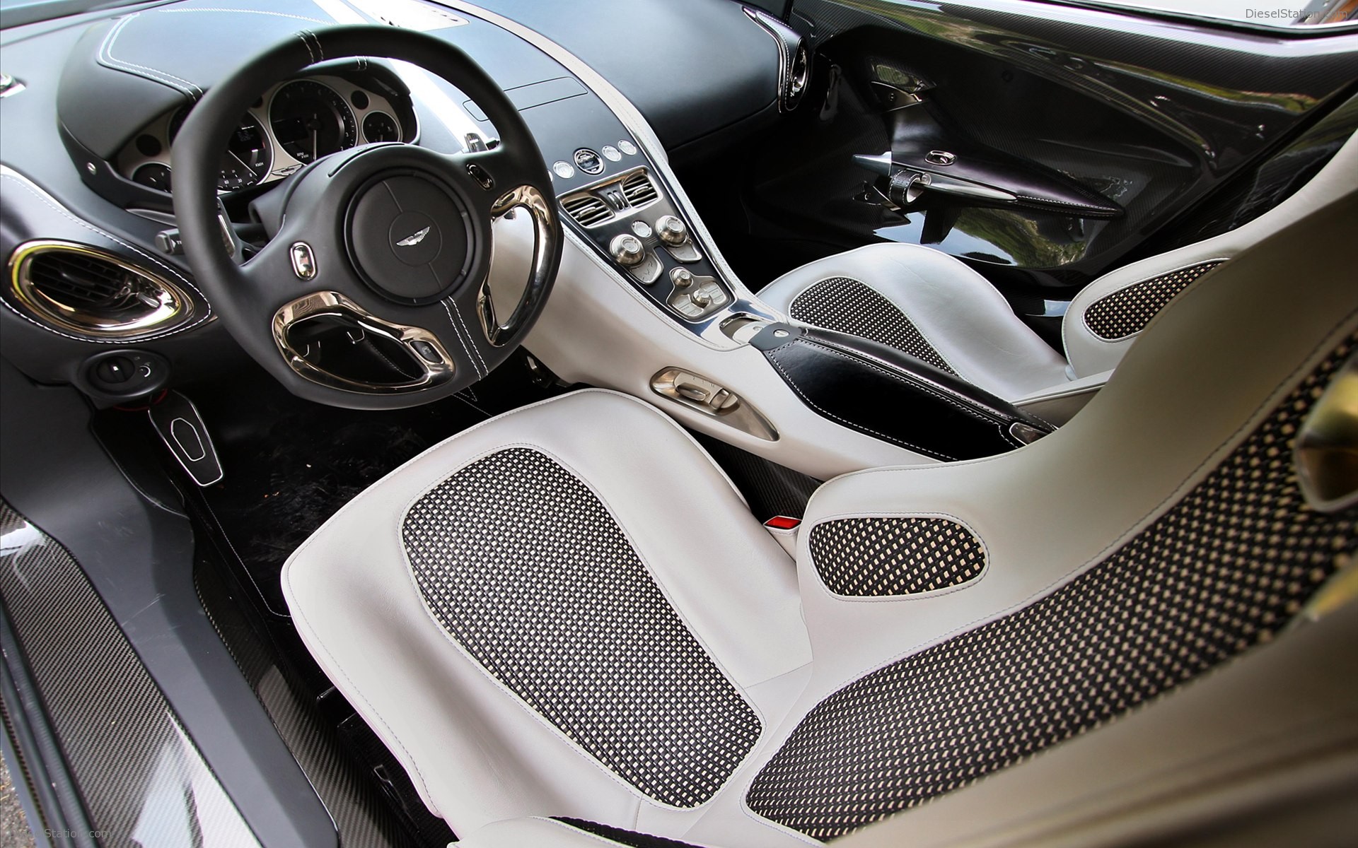 2010 Aston Martin One 77