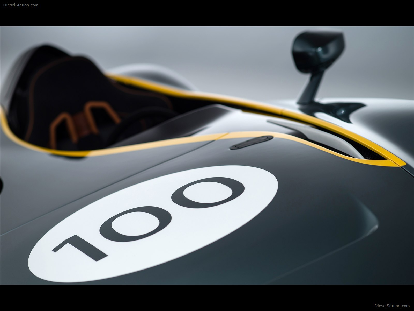 Aston Martin CC100 Speedster Concept 2013