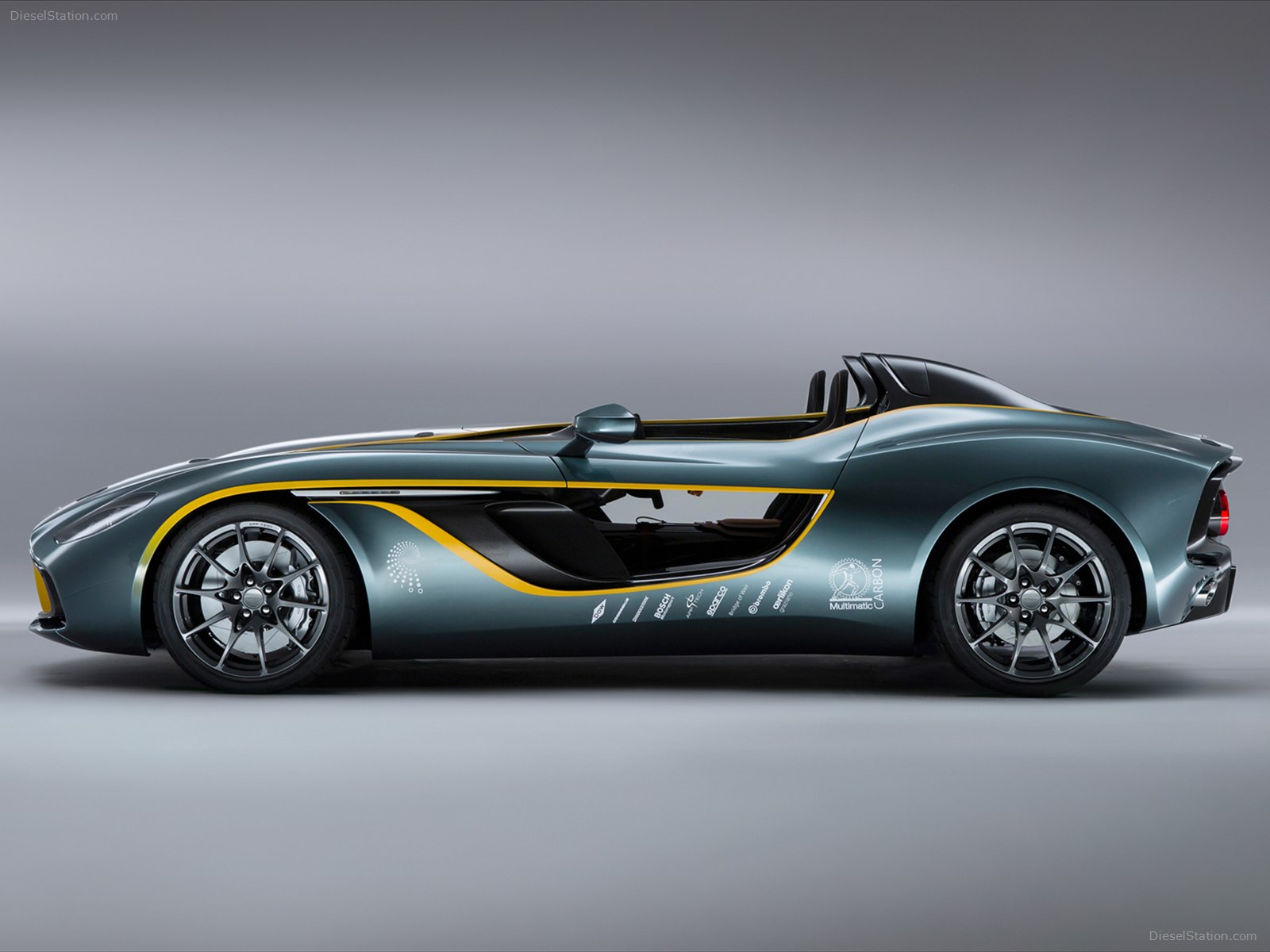 Aston Martin CC100 Speedster Concept 2013 Aston Martin CC100 Speedster Concept 2013