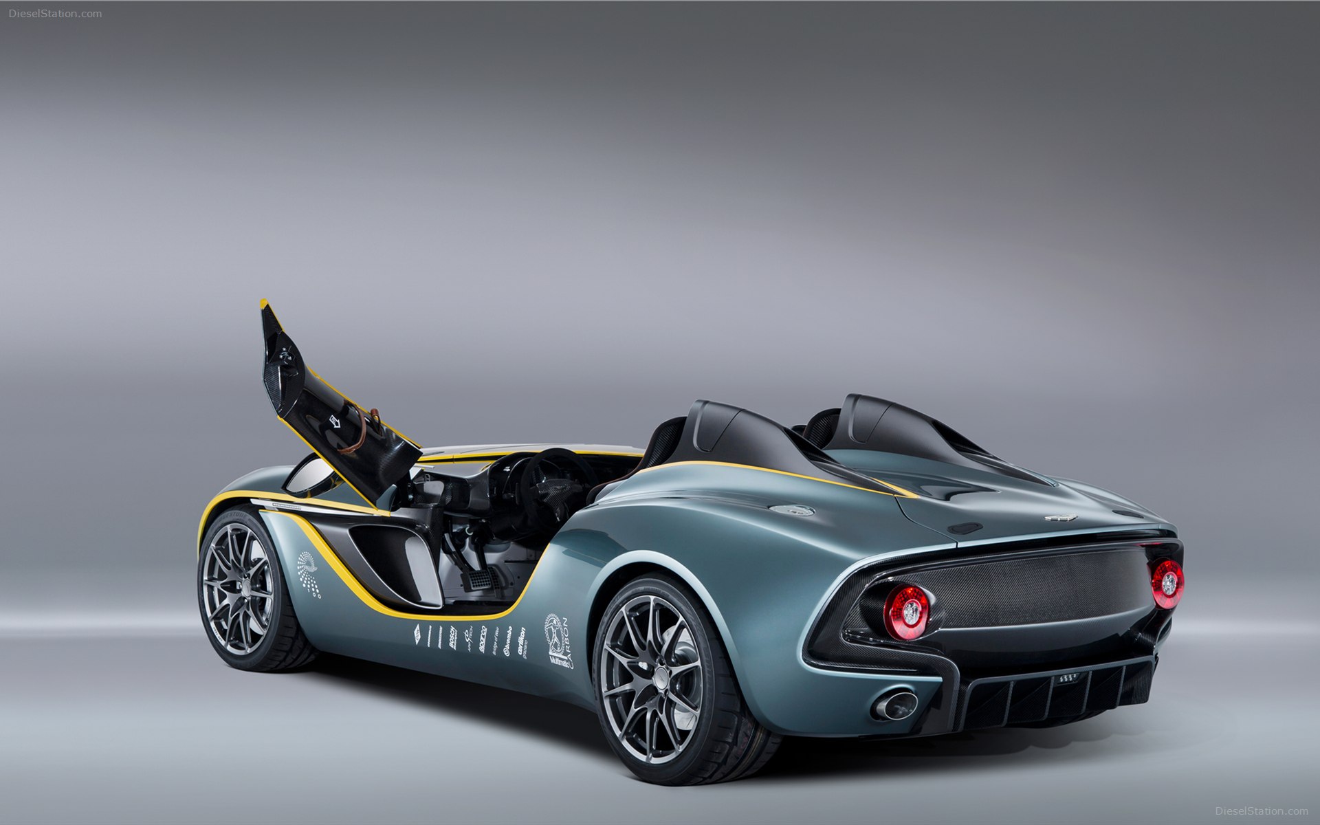 Aston Martin CC100 Speedster Concept 2013