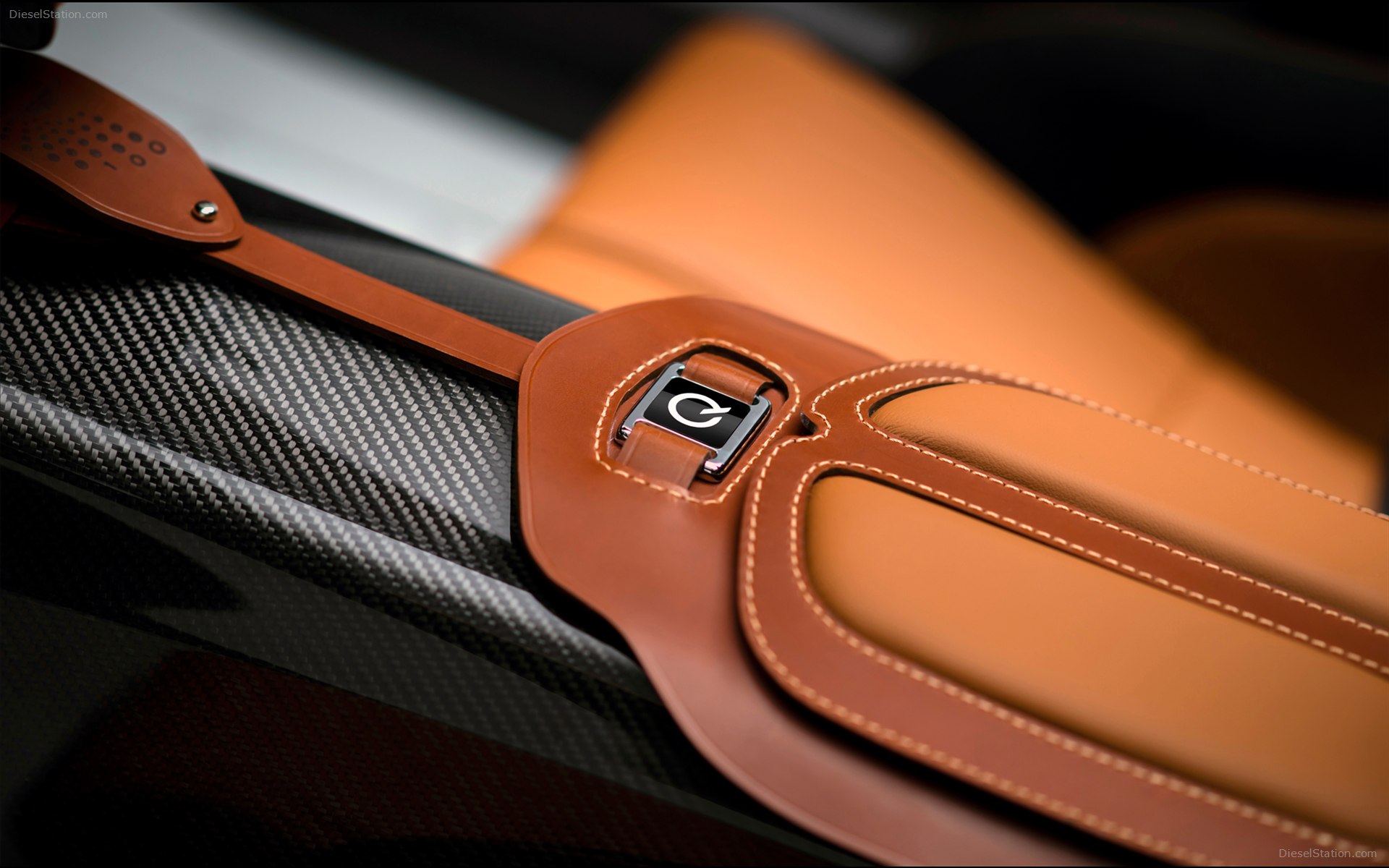 Aston Martin CC100 Speedster Concept 2013 Aston Martin CC100 Speedster Concept 2013