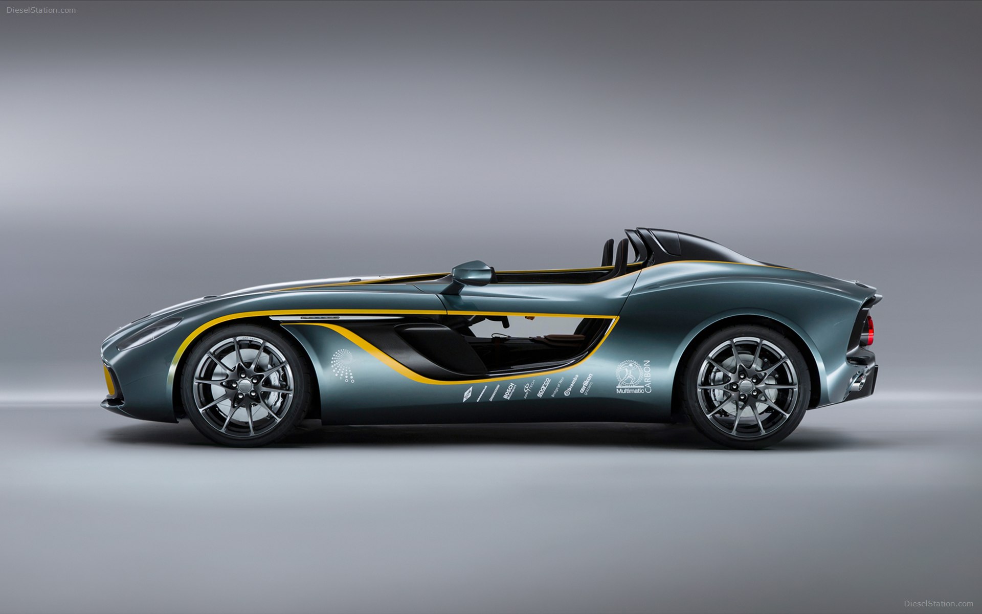 Aston Martin CC100 Speedster Concept 2013 Aston Martin CC100 Speedster Concept 2013