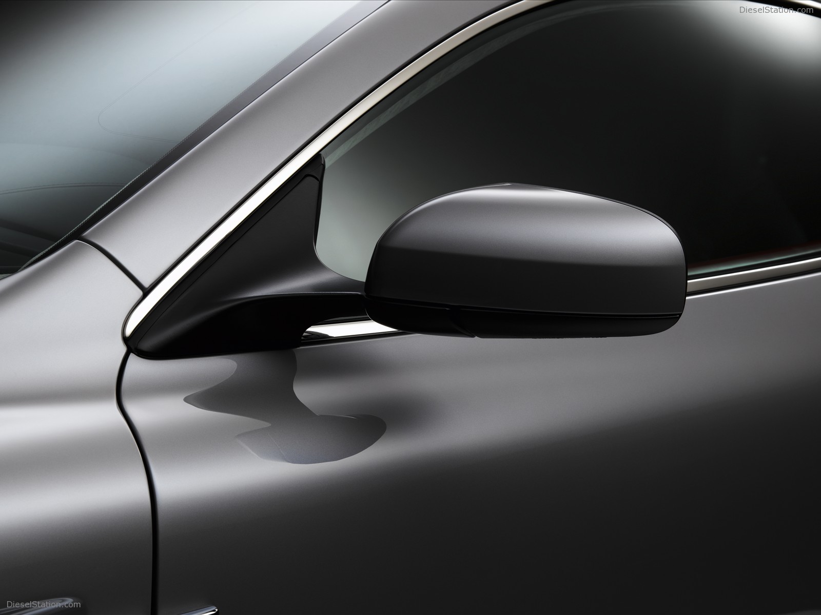 Aston Martin DB9 New Pics