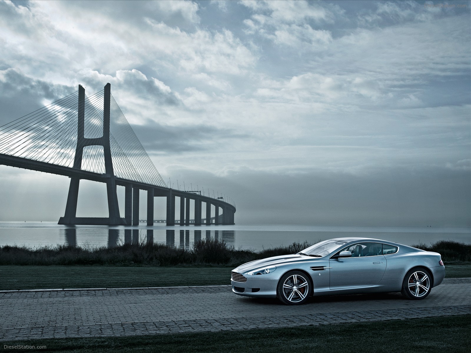 Aston Martin DB9 New Pics