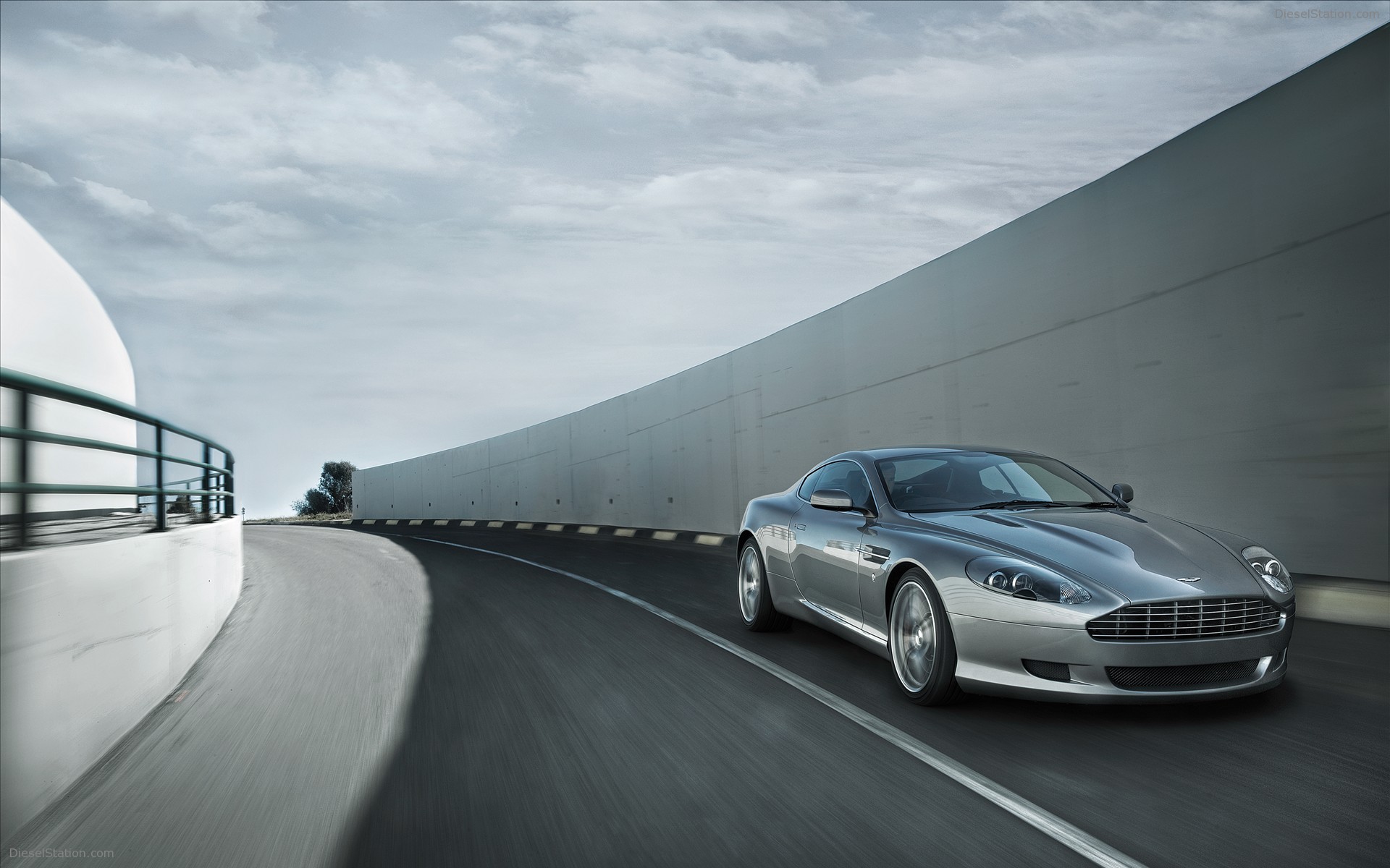 Aston Martin DB9 New Pics
