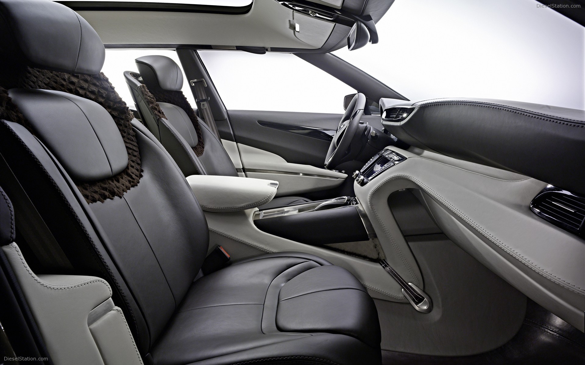 Aston Martin Lagonda Concept