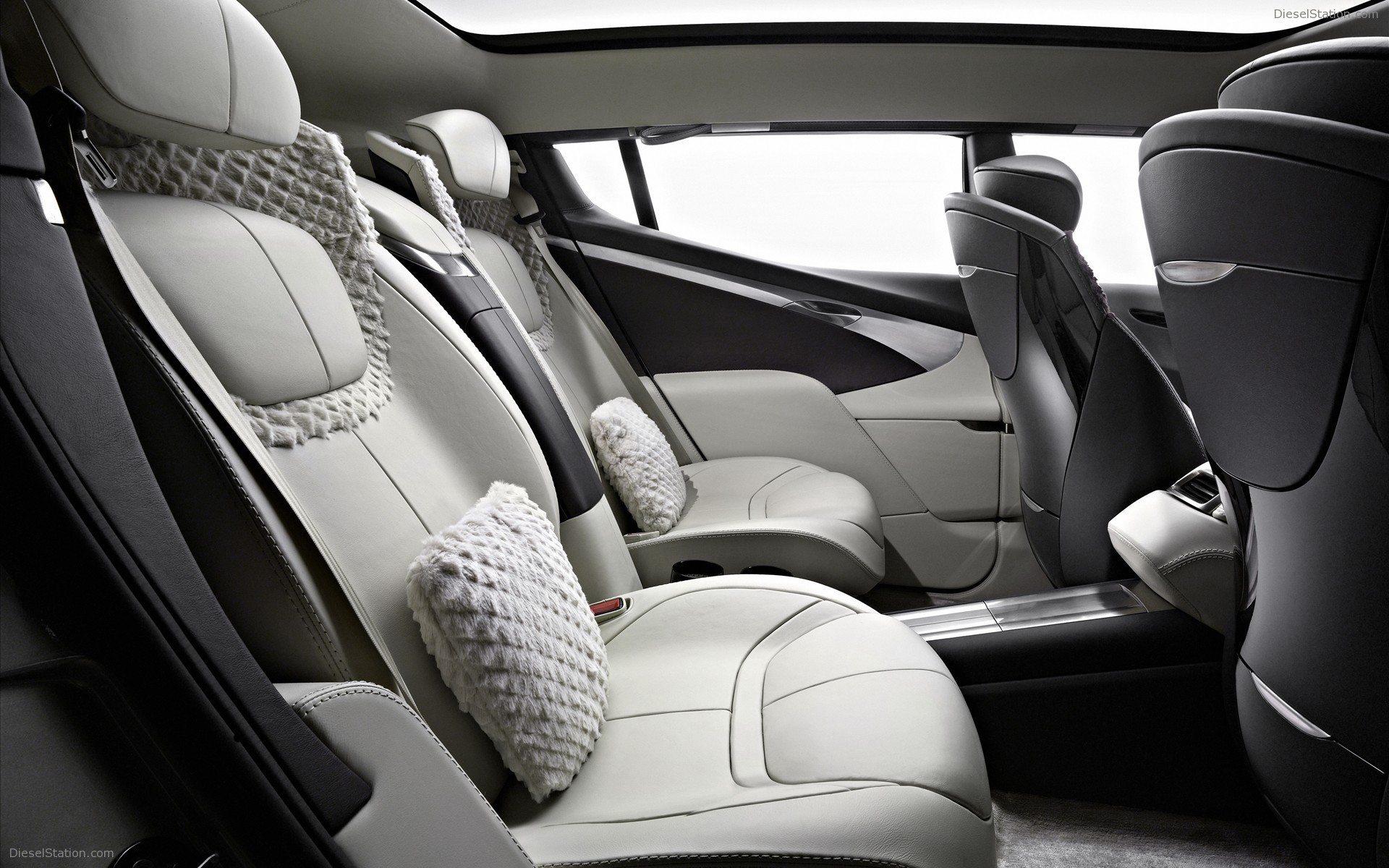 Aston Martin Lagonda Concept