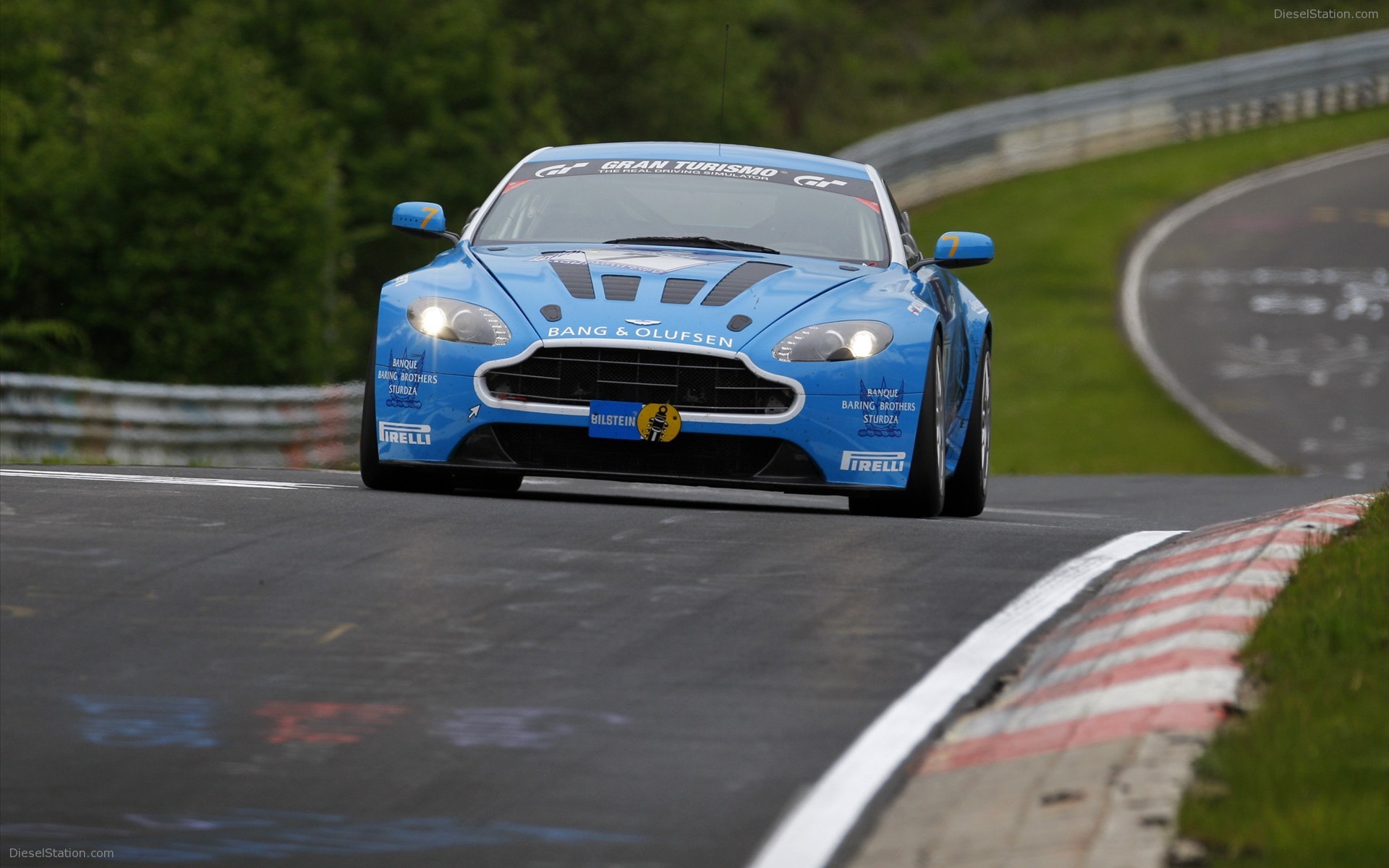 ASTON MARTIN READY FOR NURBURGRING CHALLENGE ASTON MARTIN READY FOR NURBURGRING CHALLENGE
