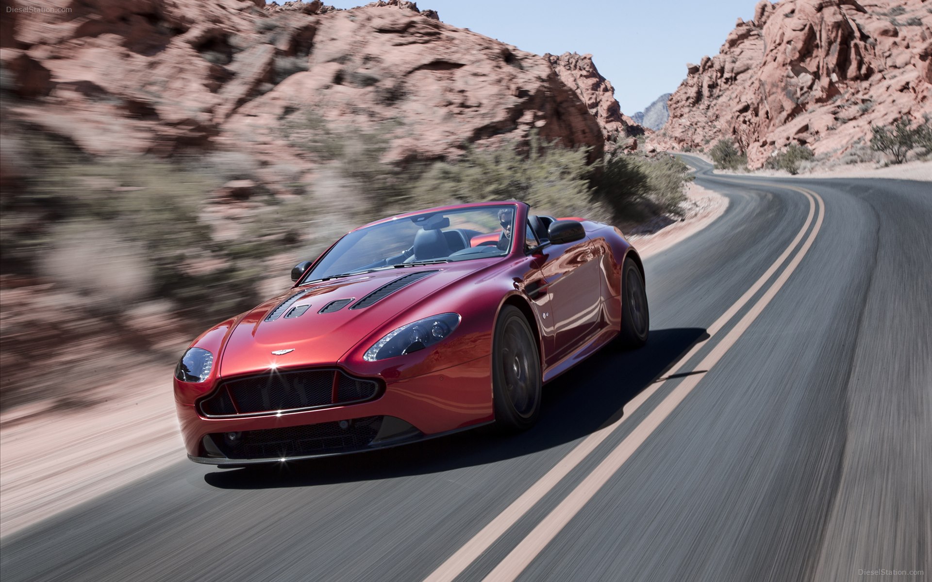 Aston Martin V12 Vantage S Roadster 2015 Aston Martin V12 Vantage S Roadster 2015