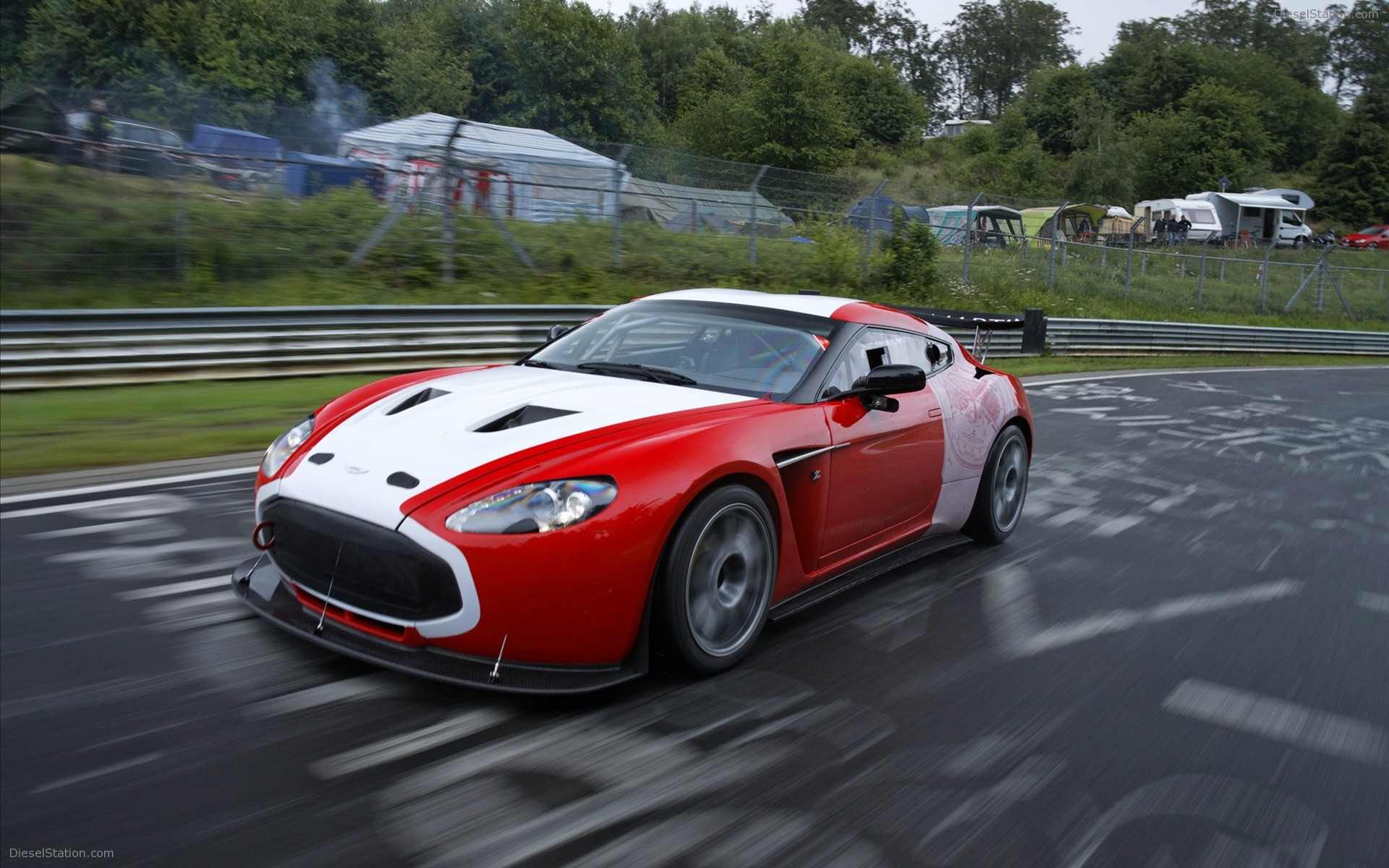 Aston Martin V12 Zagato 2011