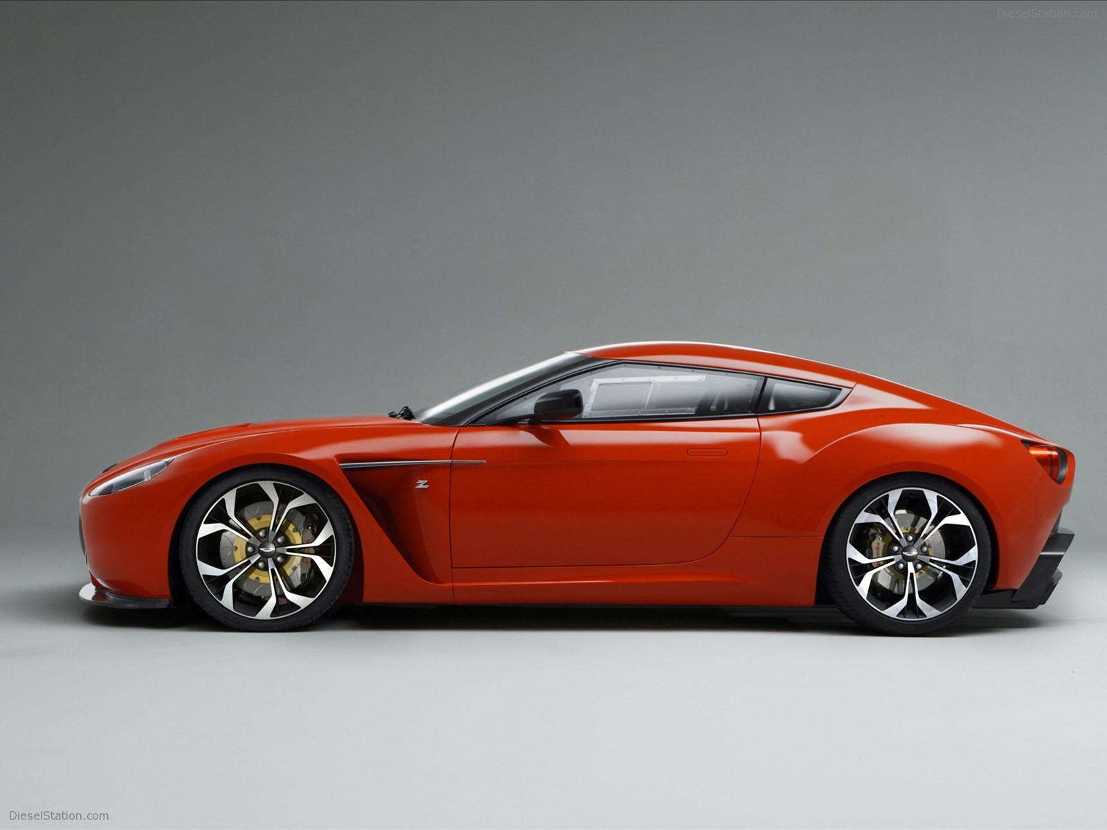 Aston Martin V12 Zagato Concept 2011