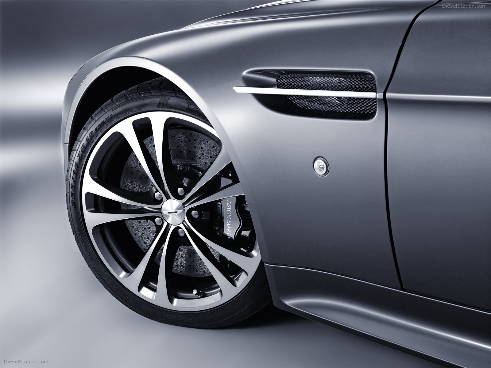 Aston Martin V12 Vantage sports car