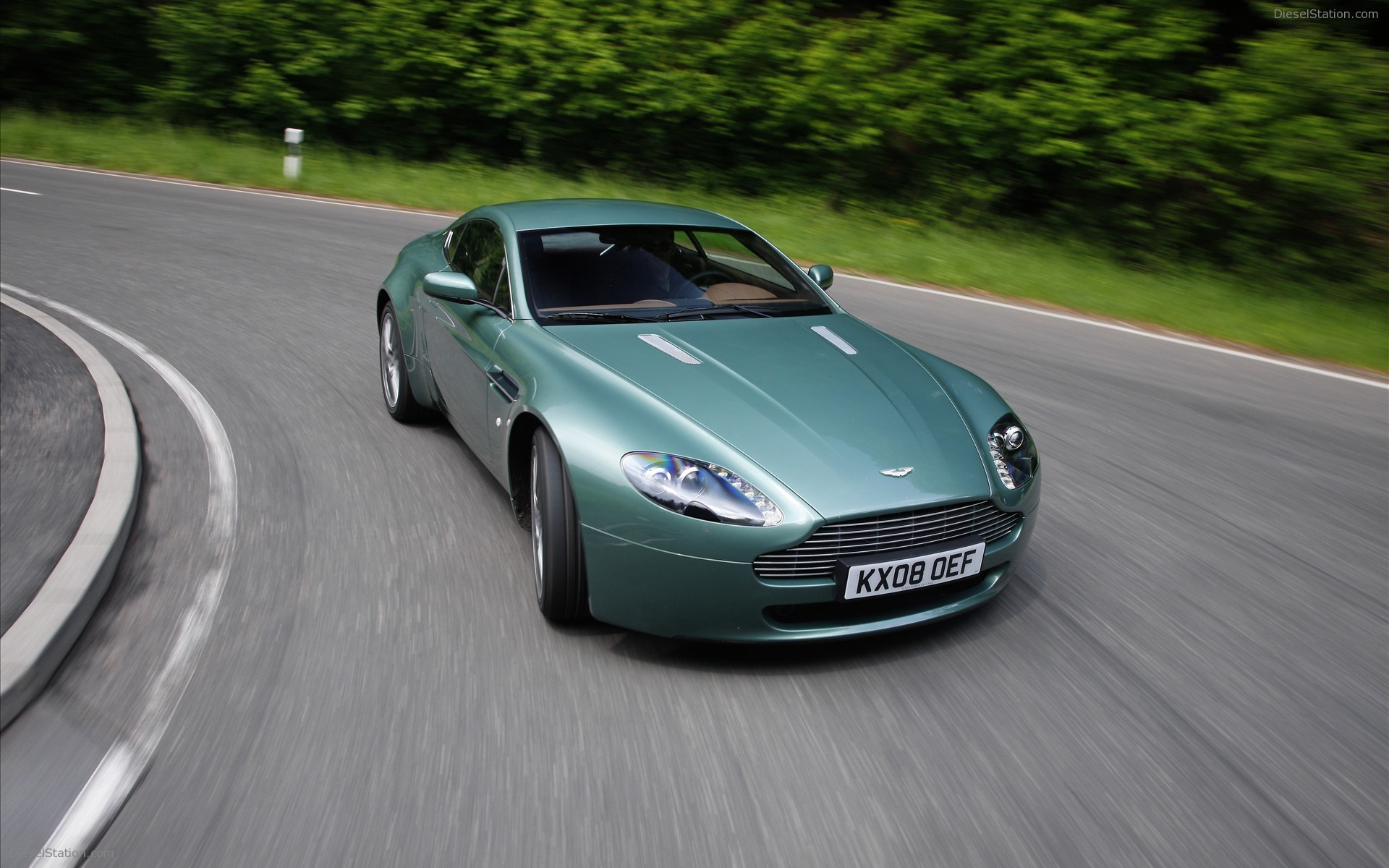 2009 Aston Martin V8 Vantage Coupe