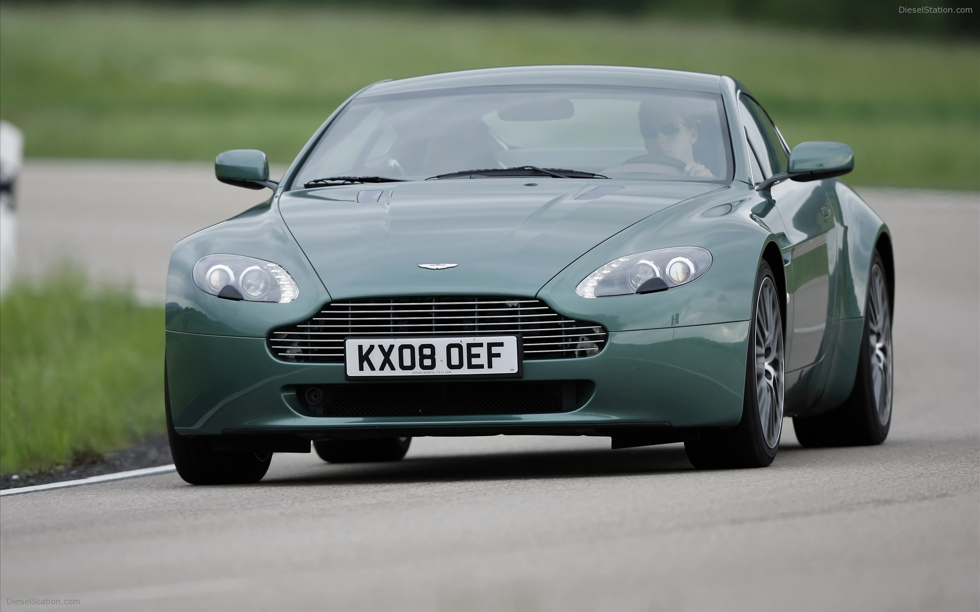 2009 Aston Martin V8 Vantage Coupe