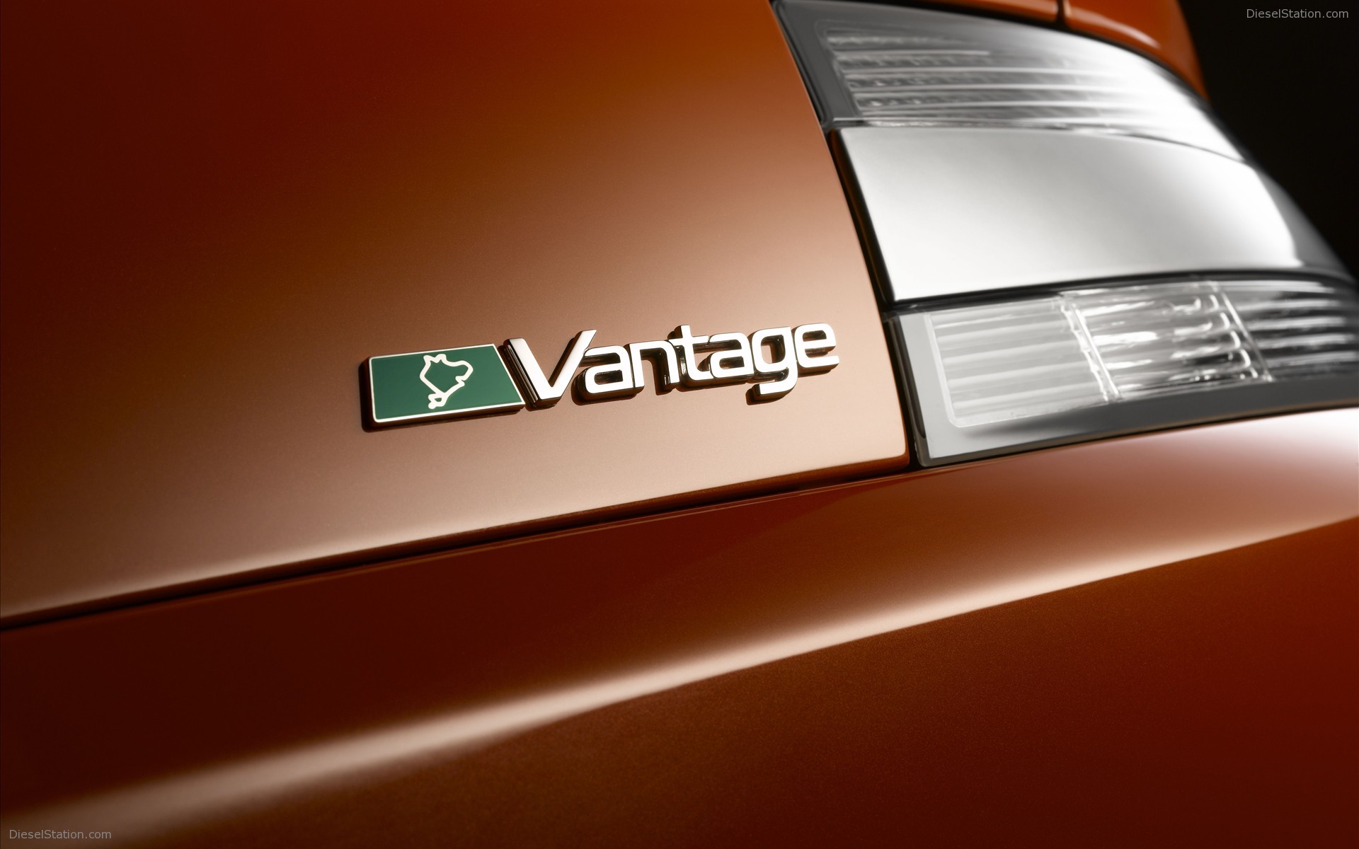 Aston Martin V8 Vantage N400