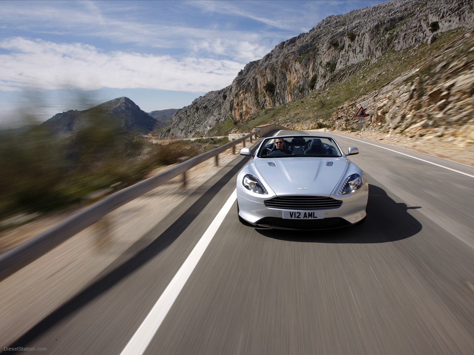 Aston Martin Virage Volante 2011