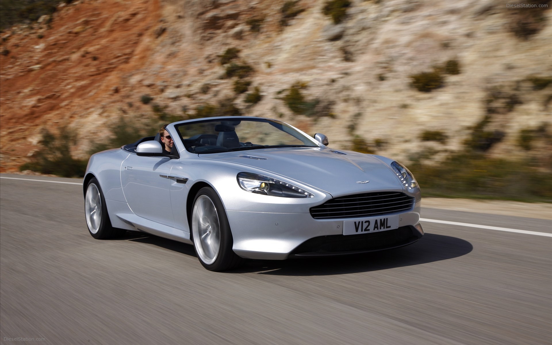 Aston Martin Virage Volante 2011
