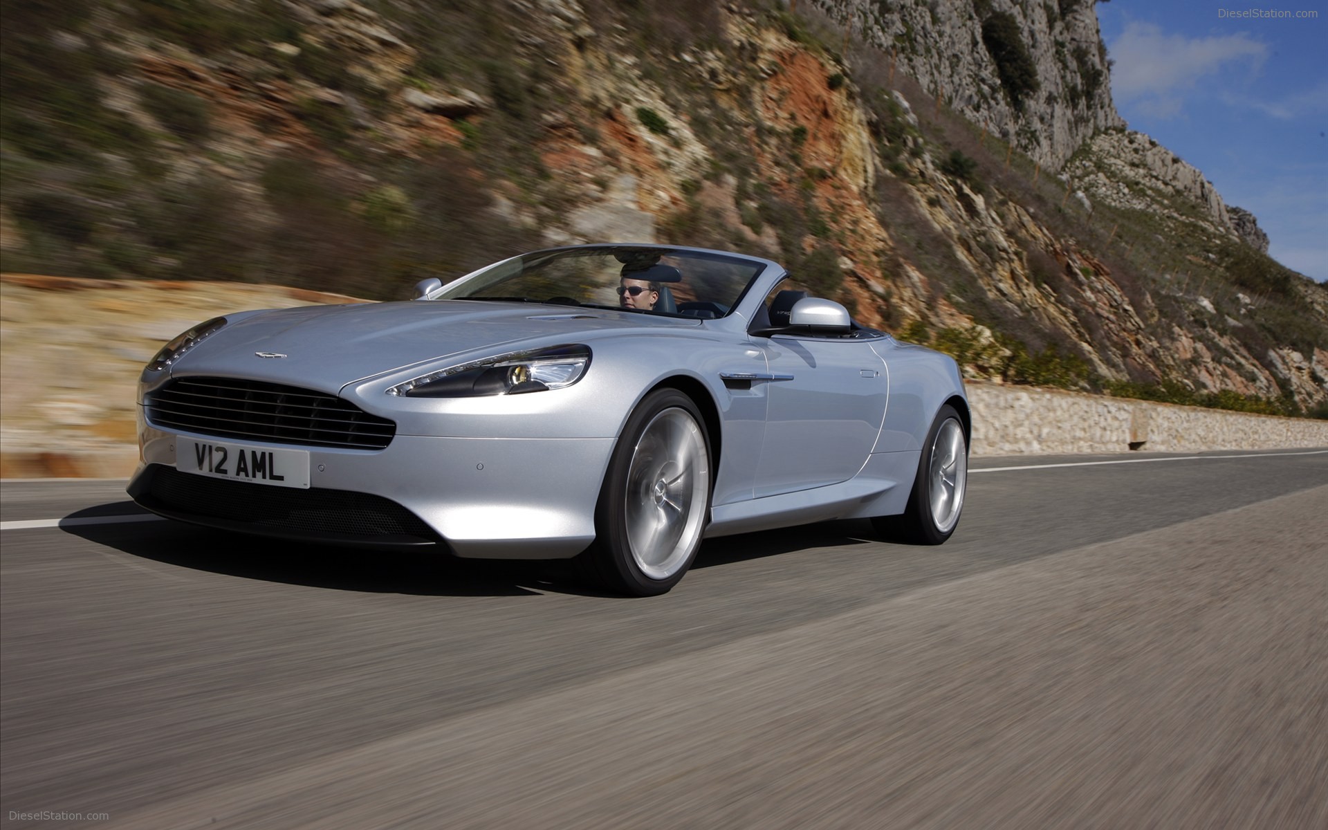 Aston Martin Virage Volante 2011
