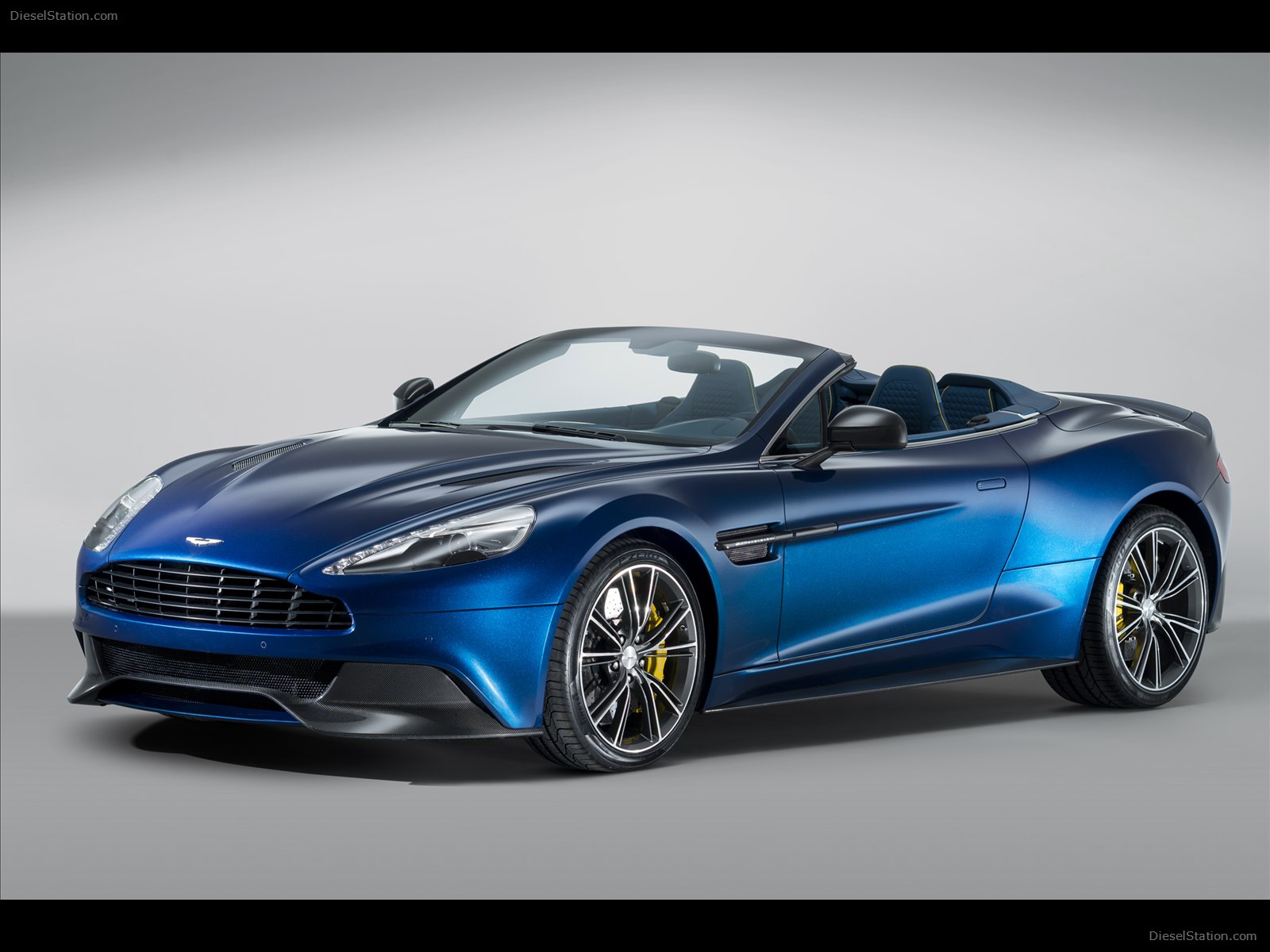 Aston Martin Vanquish Volante 2014