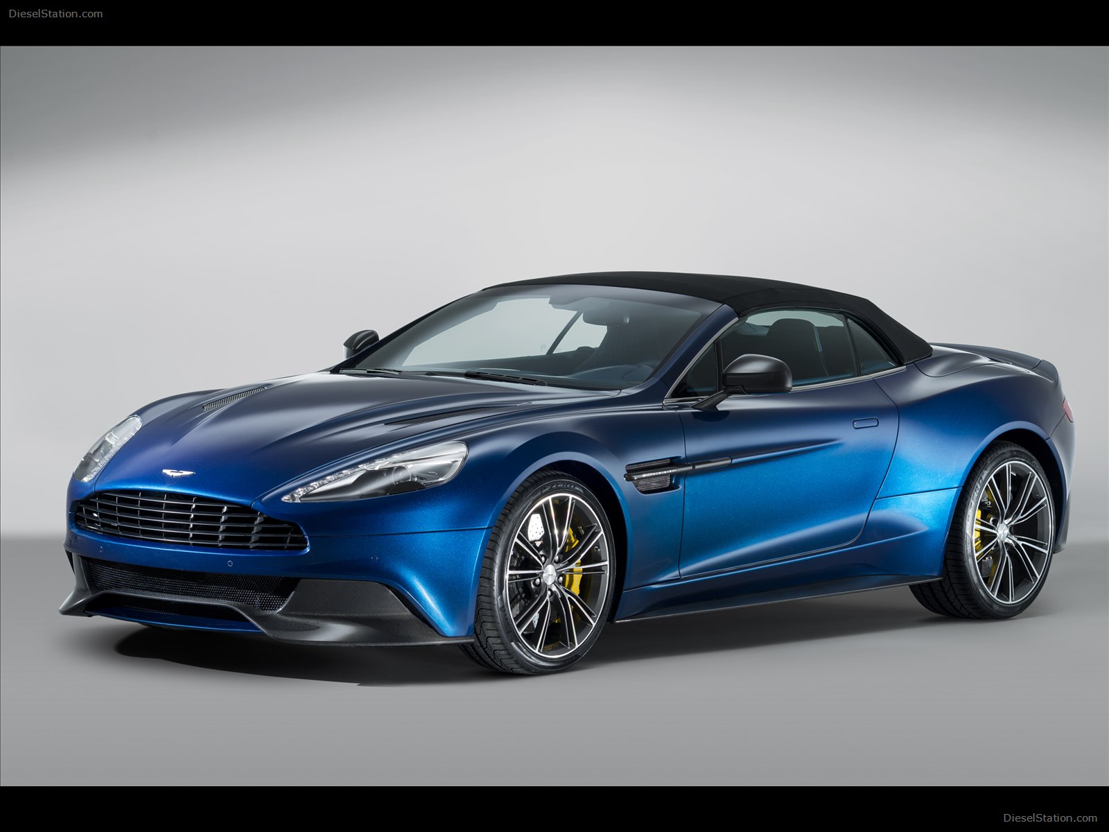 Aston Martin Vanquish Volante 2014