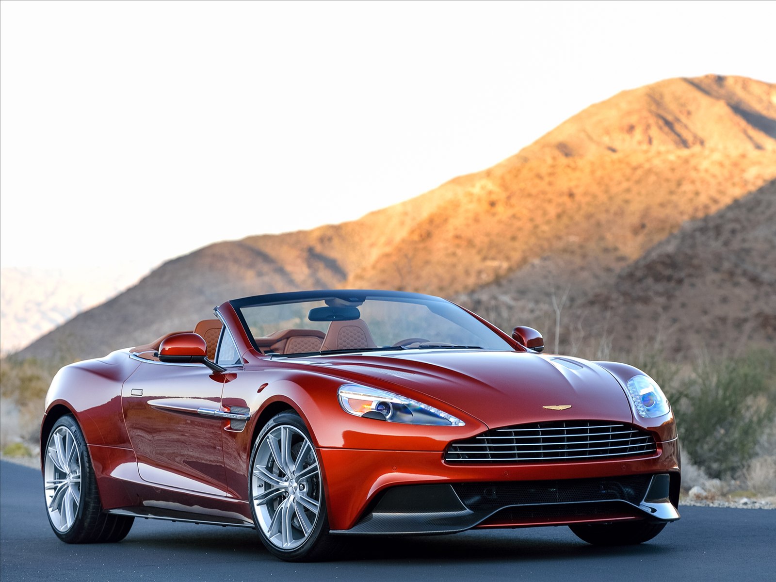 Aston Martin Vanquish Volante 2014