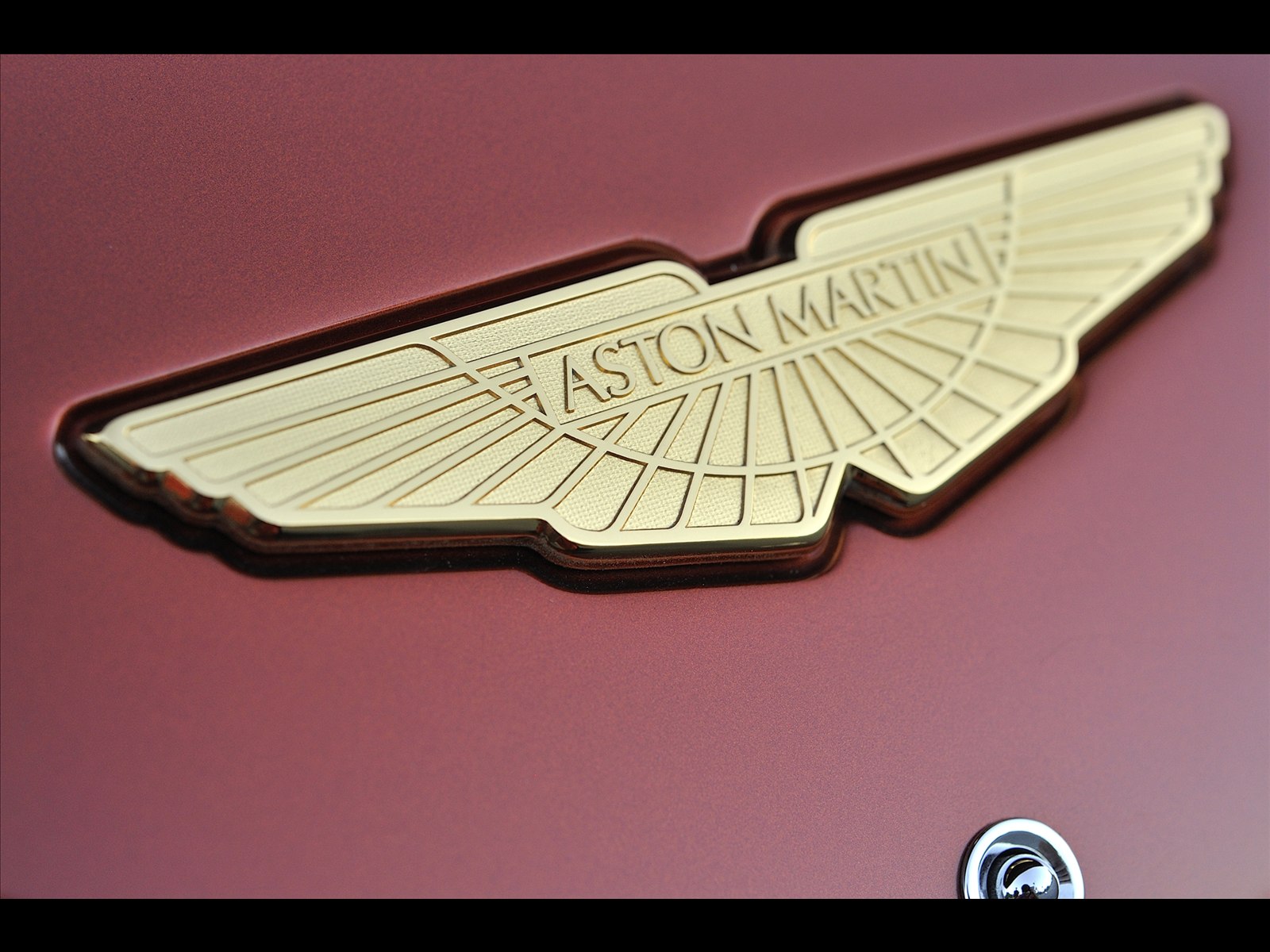 Aston Martin Vanquish Volante 2014