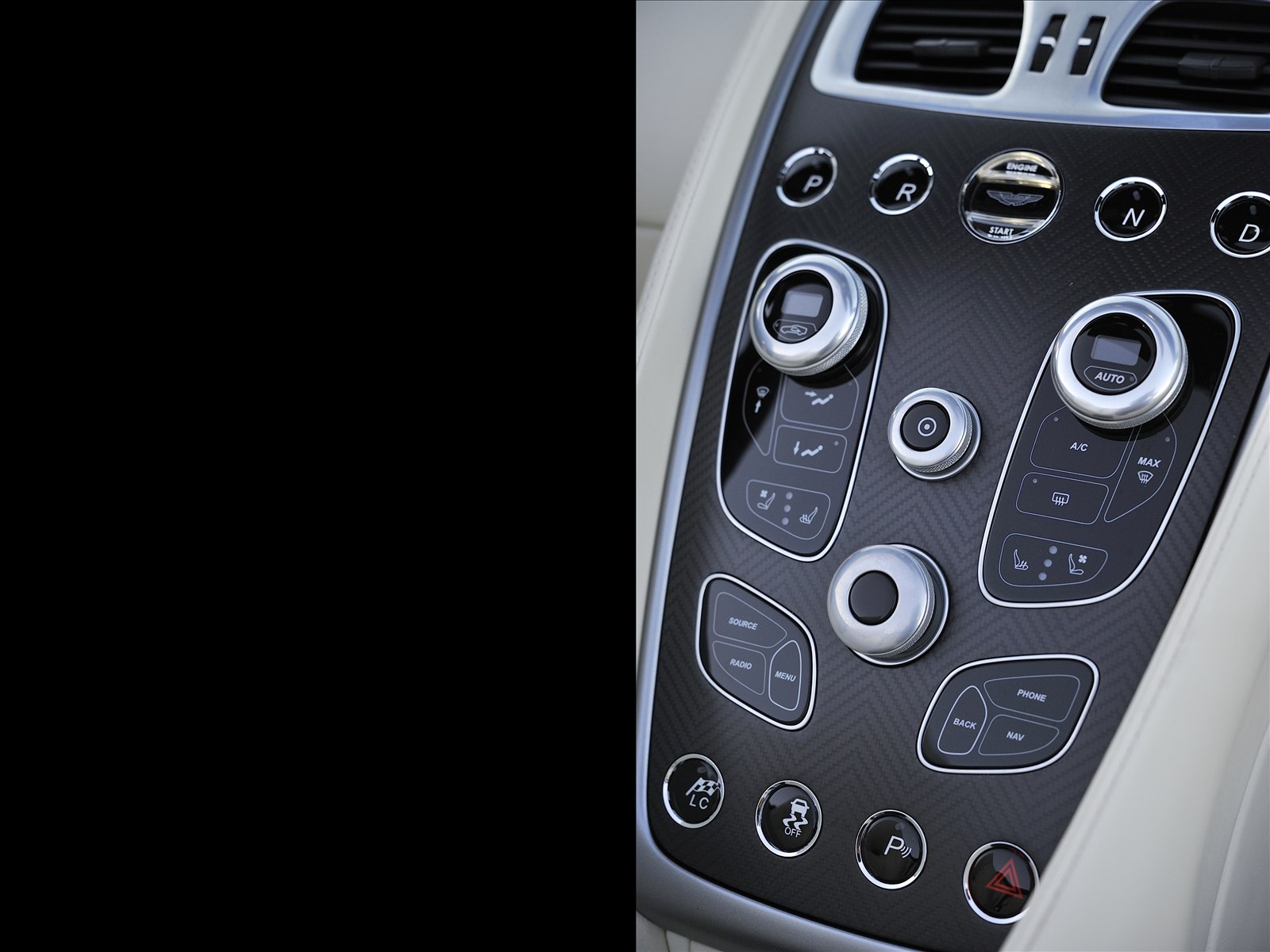 Aston Martin Vanquish Volante 2014