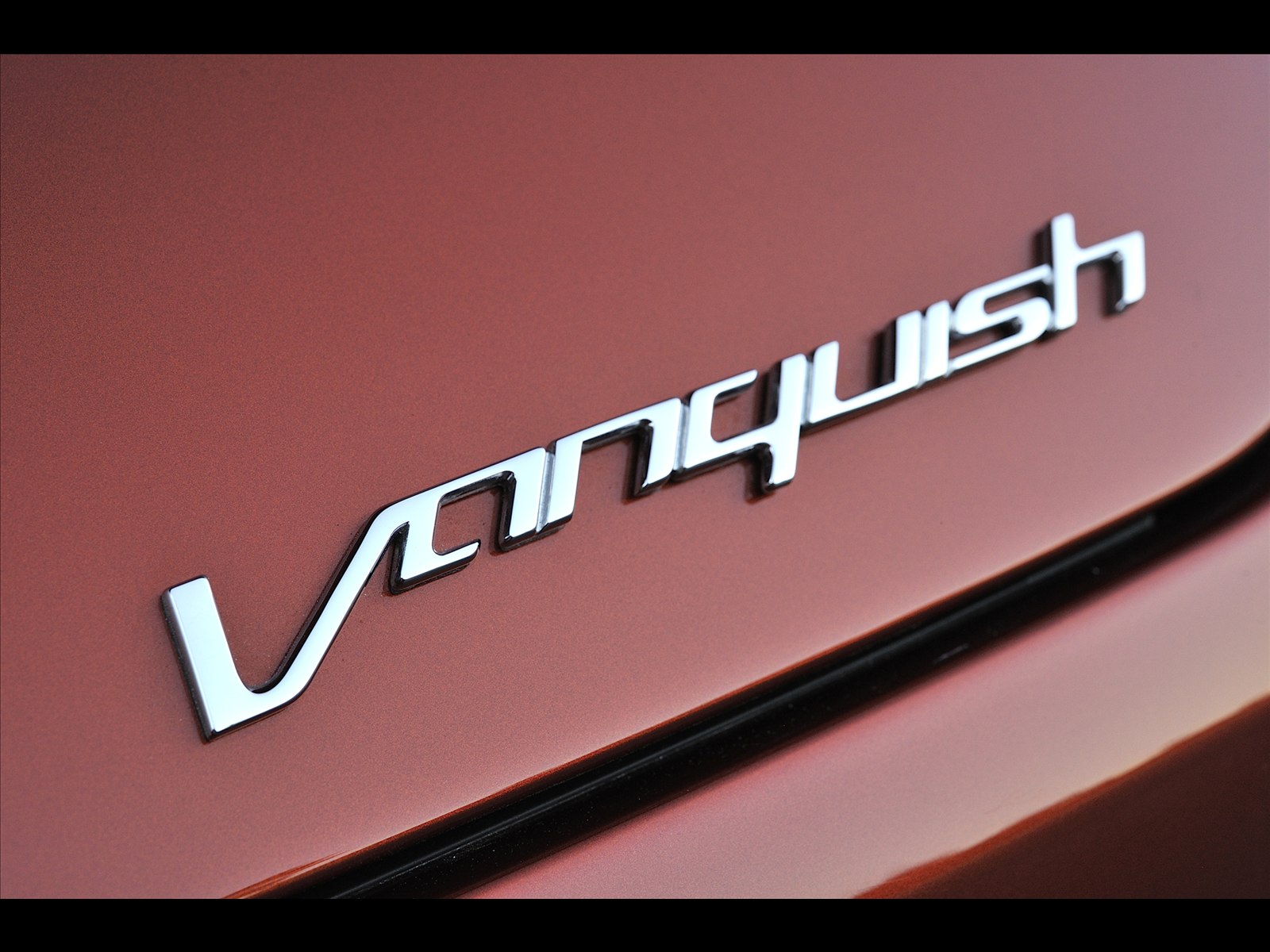 Aston Martin Vanquish Volante 2014