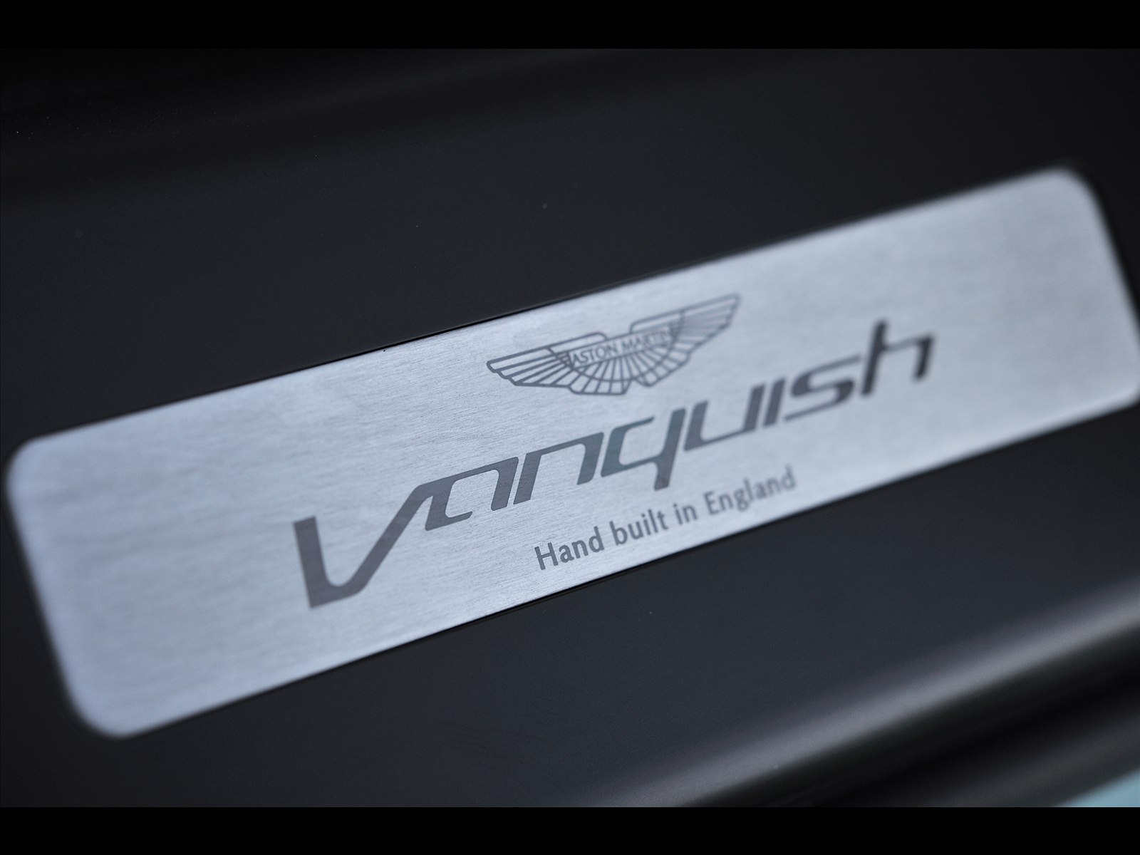 Aston Martin Vanquish Volante 2014