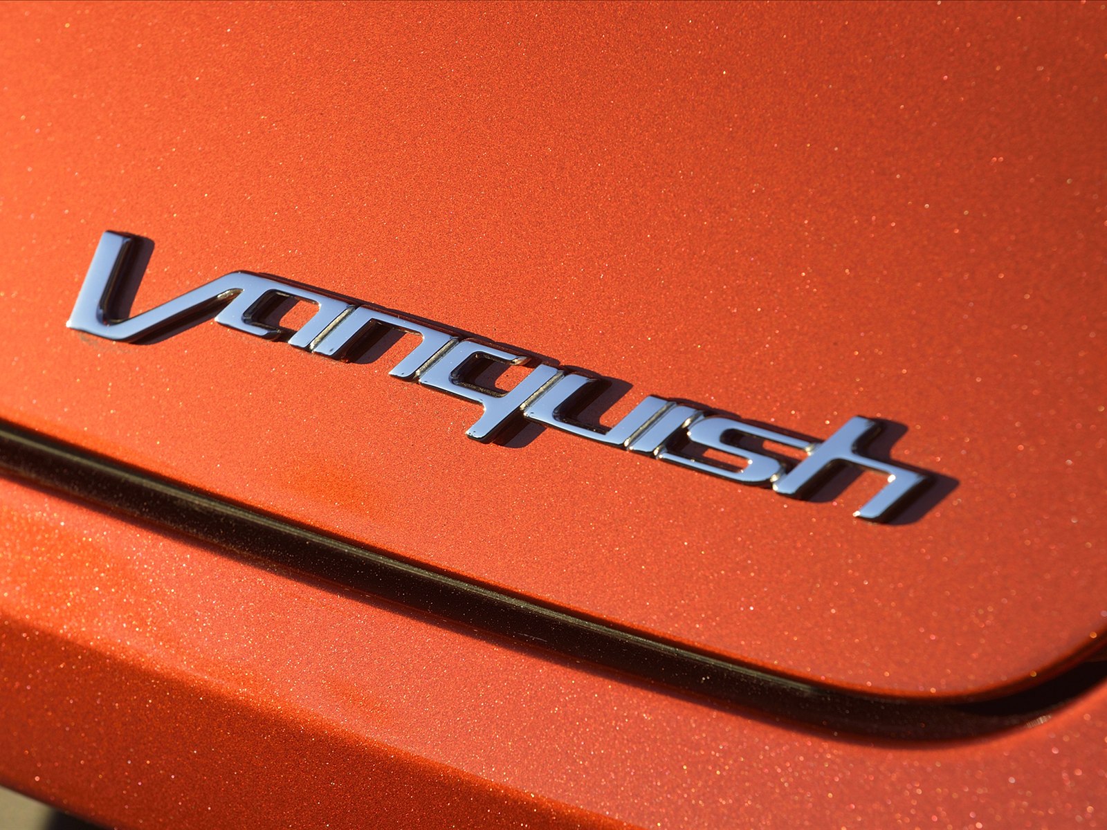 Aston Martin Vanquish Volante 2014