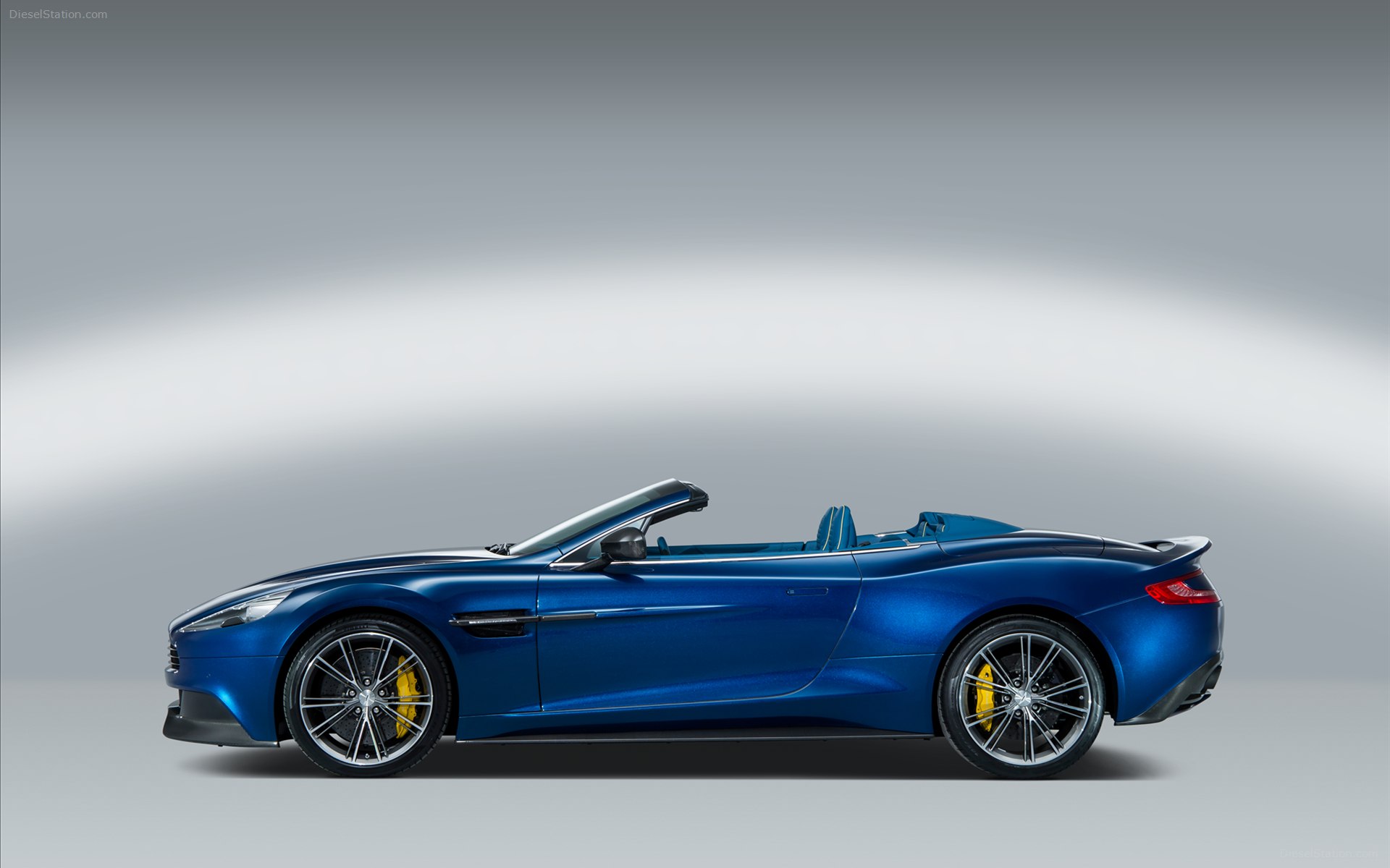 Aston Martin Vanquish Volante 2014