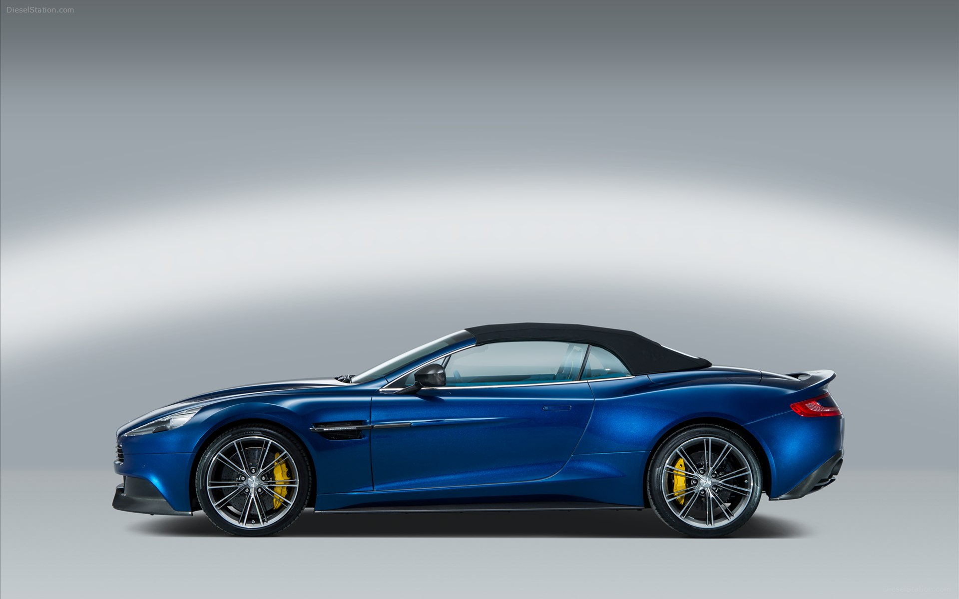 Aston Martin Vanquish Volante 2014