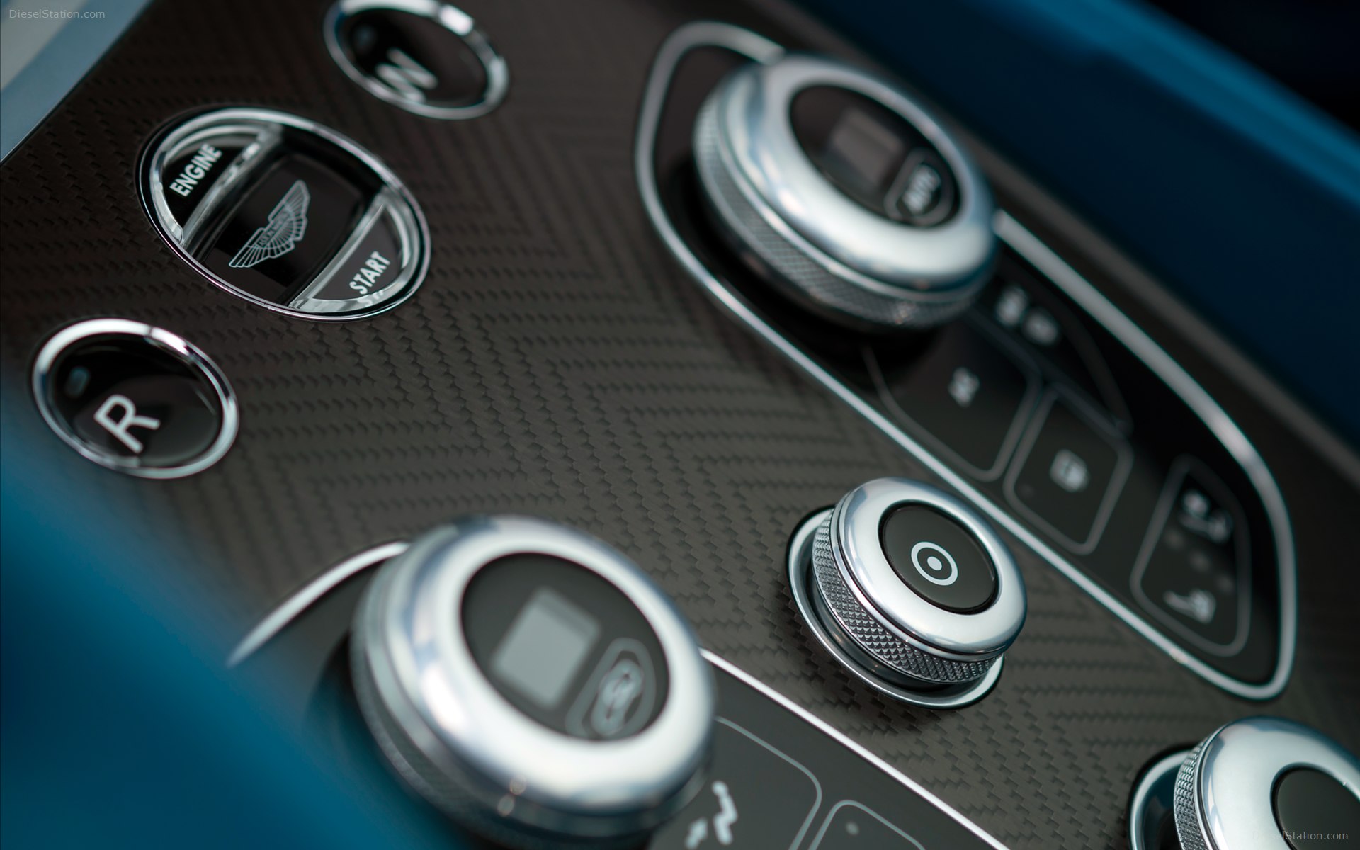 Aston Martin Vanquish Volante 2014