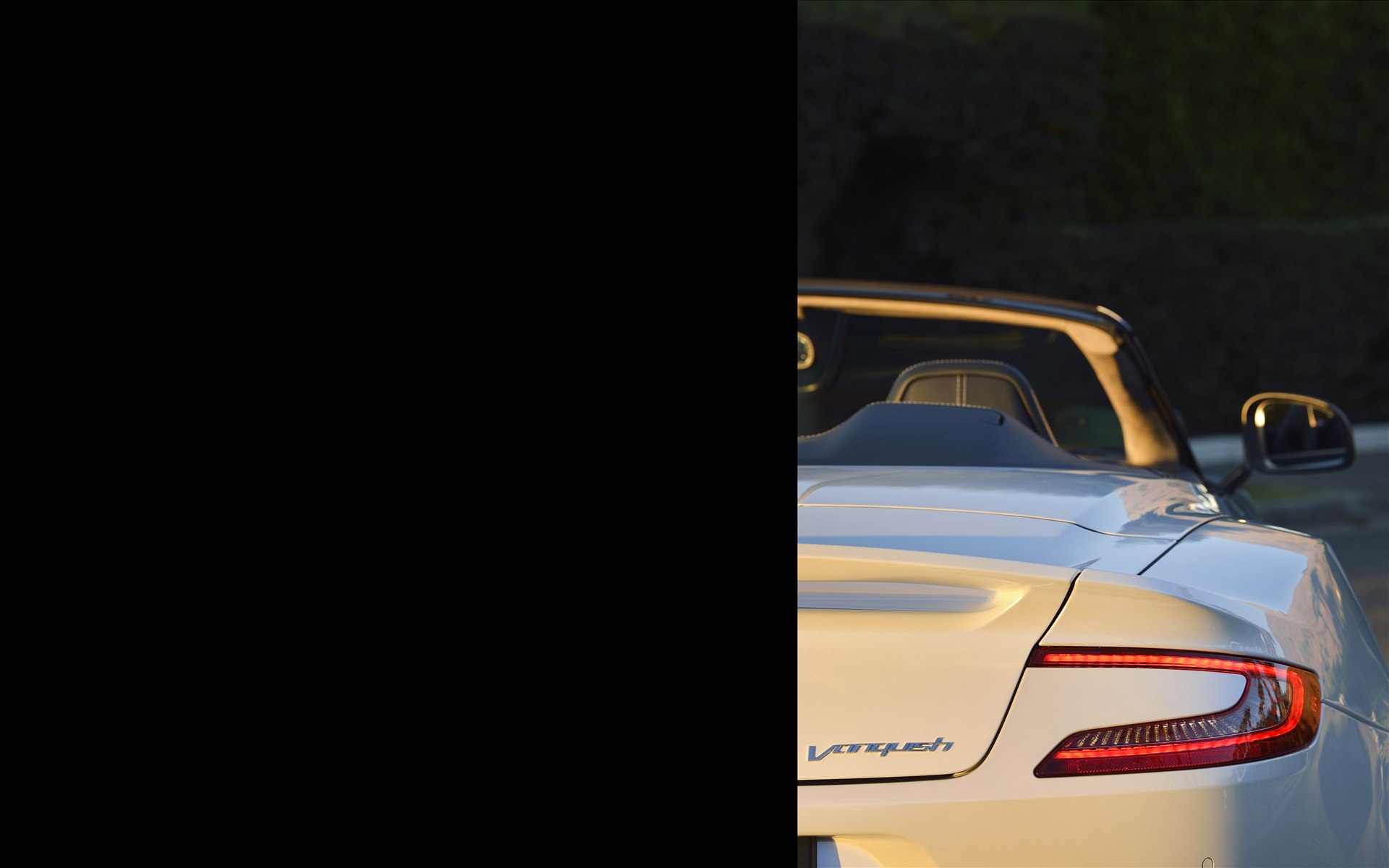 Aston Martin Vanquish Volante 2014