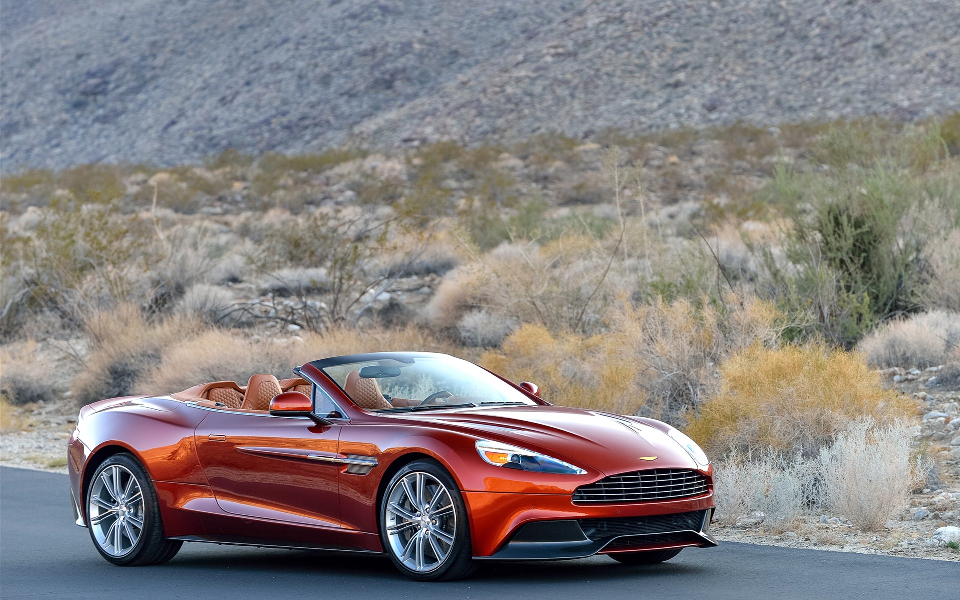 Aston Martin Vanquish Volante 2014