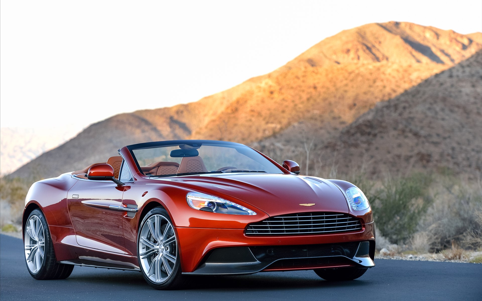 Aston Martin Vanquish Volante 2014