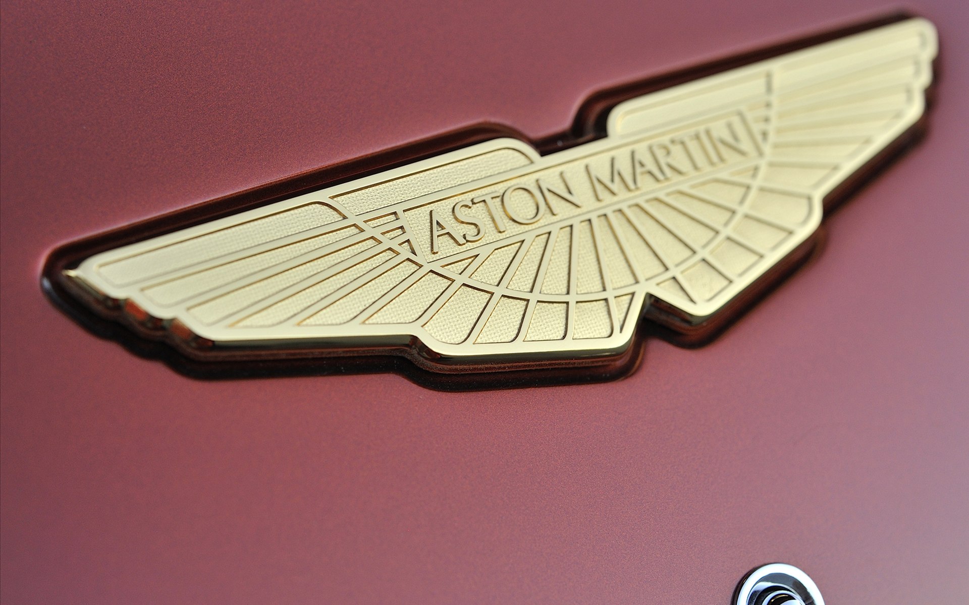 Aston Martin Vanquish Volante 2014
