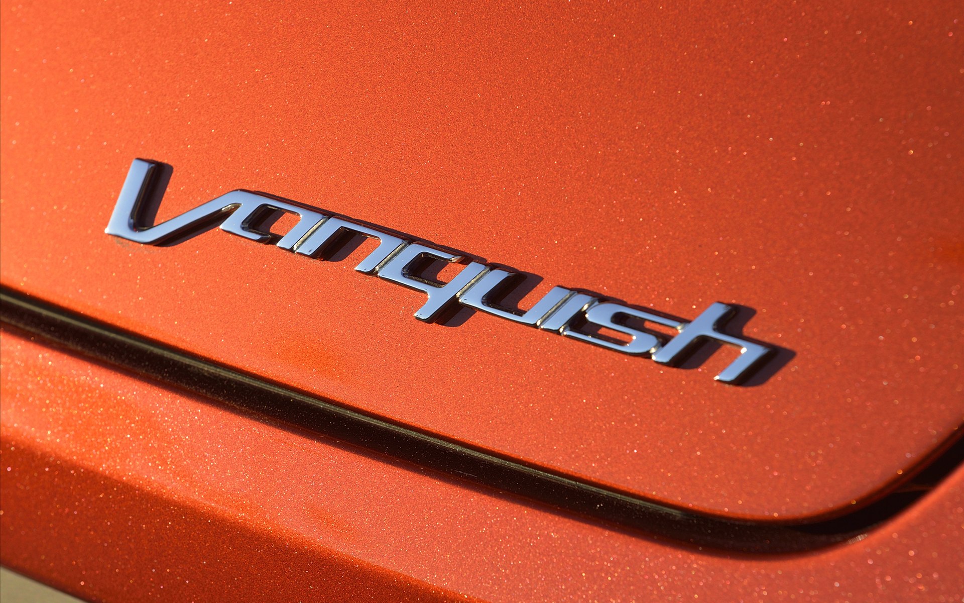 Aston Martin Vanquish Volante 2014