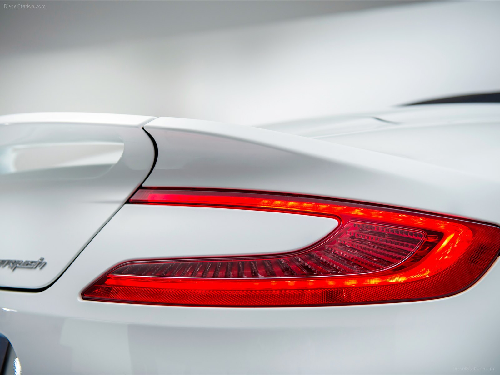 Aston Martin Works 60th Anniversary Edition 2015 Aston Martin Works 60th Anniversary Edition 2015