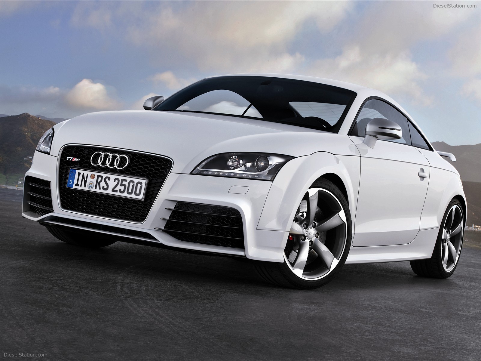 2010 Audi TT RS Coupe