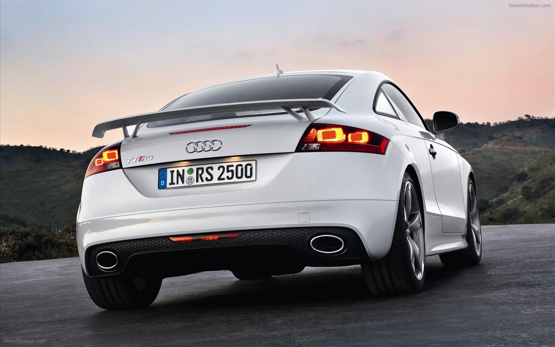 2010 Audi TT RS Coupe