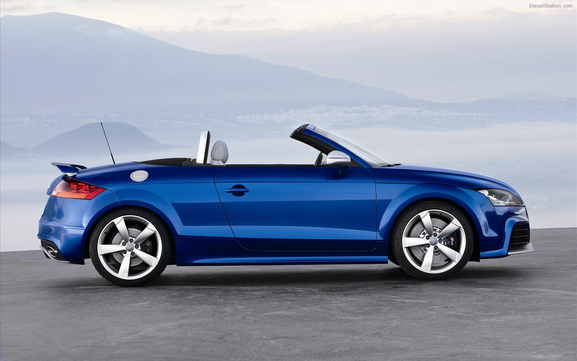 2010 Audi TT RS Roadster