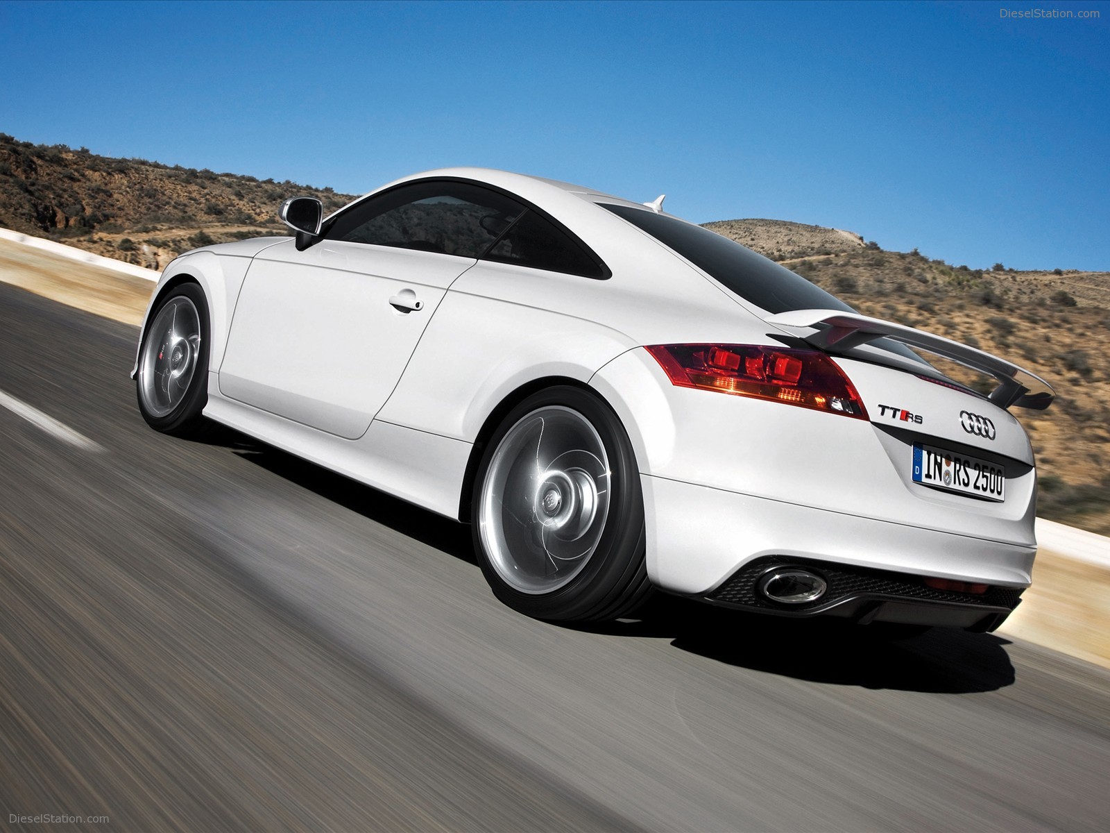 2010 Audi TT RS