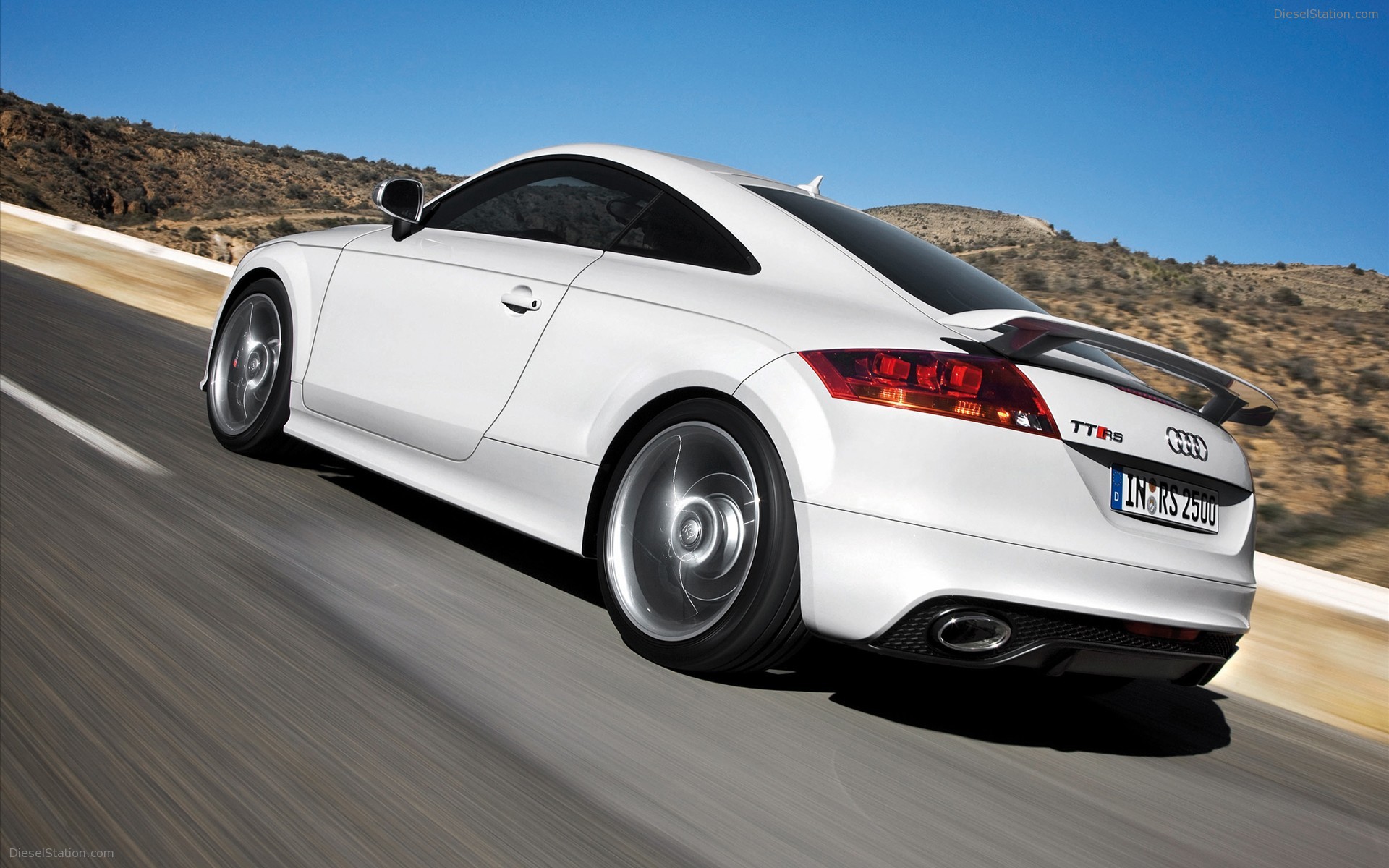 2010 Audi TT RS