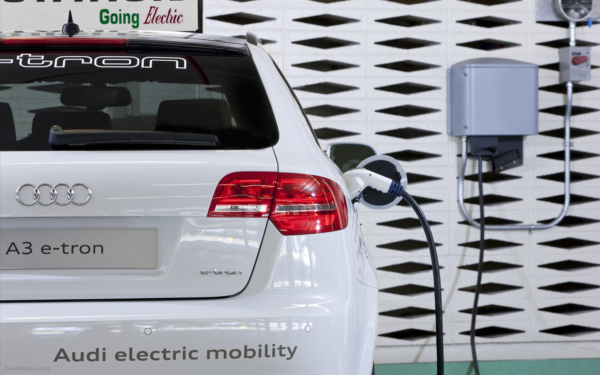 Audi A3 E Tron 2012