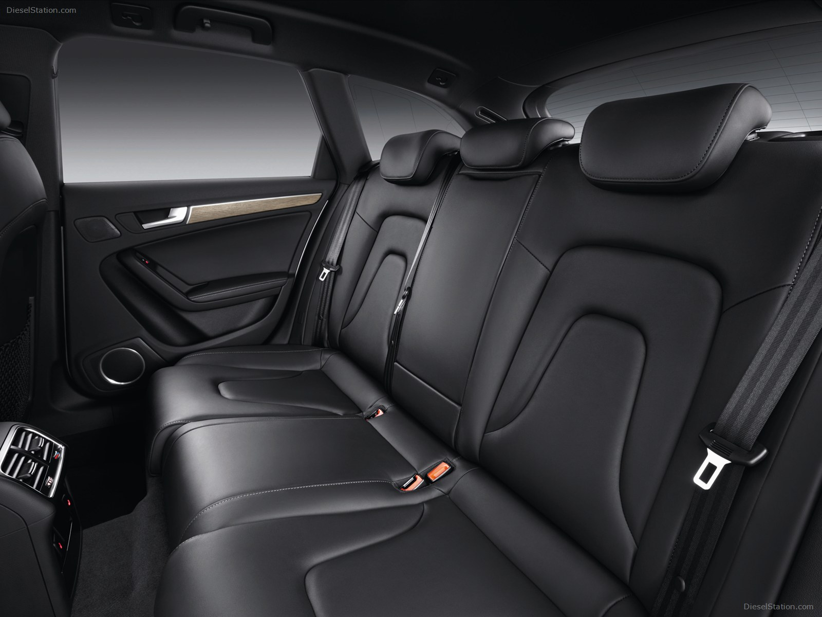Audi A4 Allroad Quattro 2013
