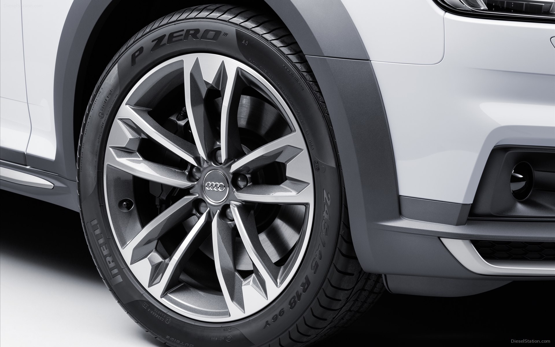 Audi A4 allroad quattro 2017