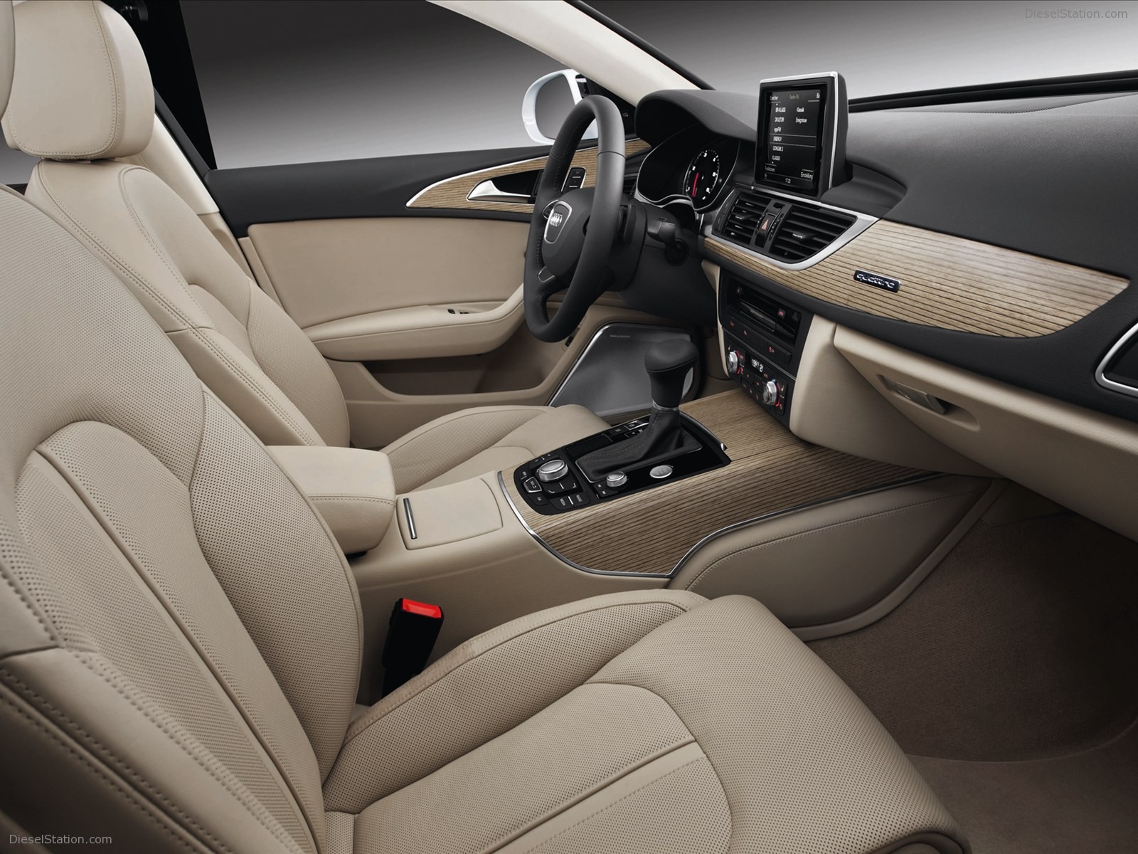 Audi A6 Avant 2012